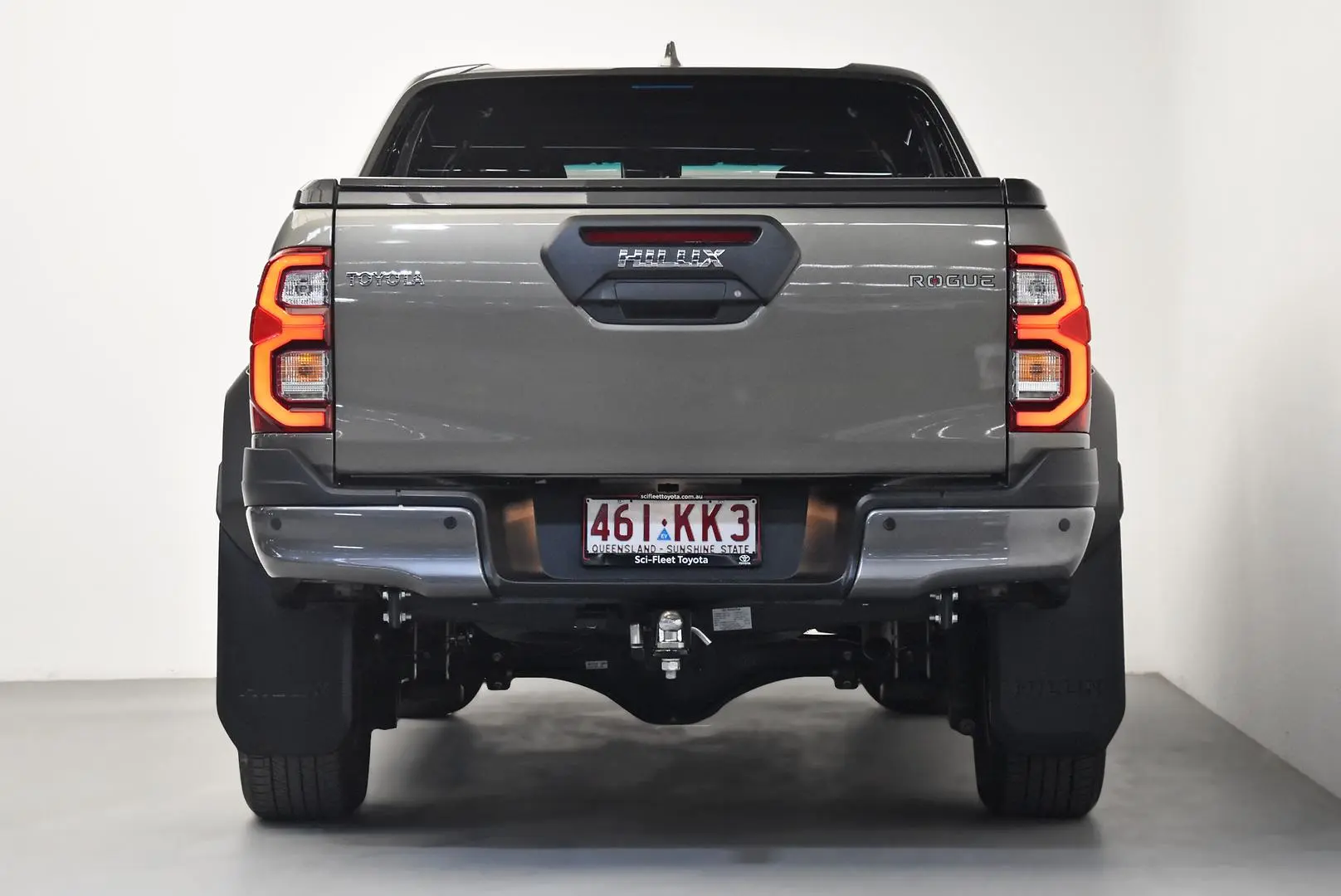 2024 Toyota Hilux Gallery Image 6