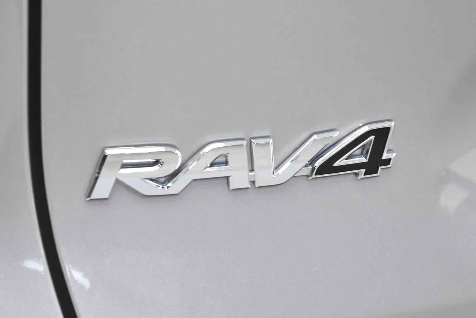2024 Toyota RAV4 Gallery Image 7