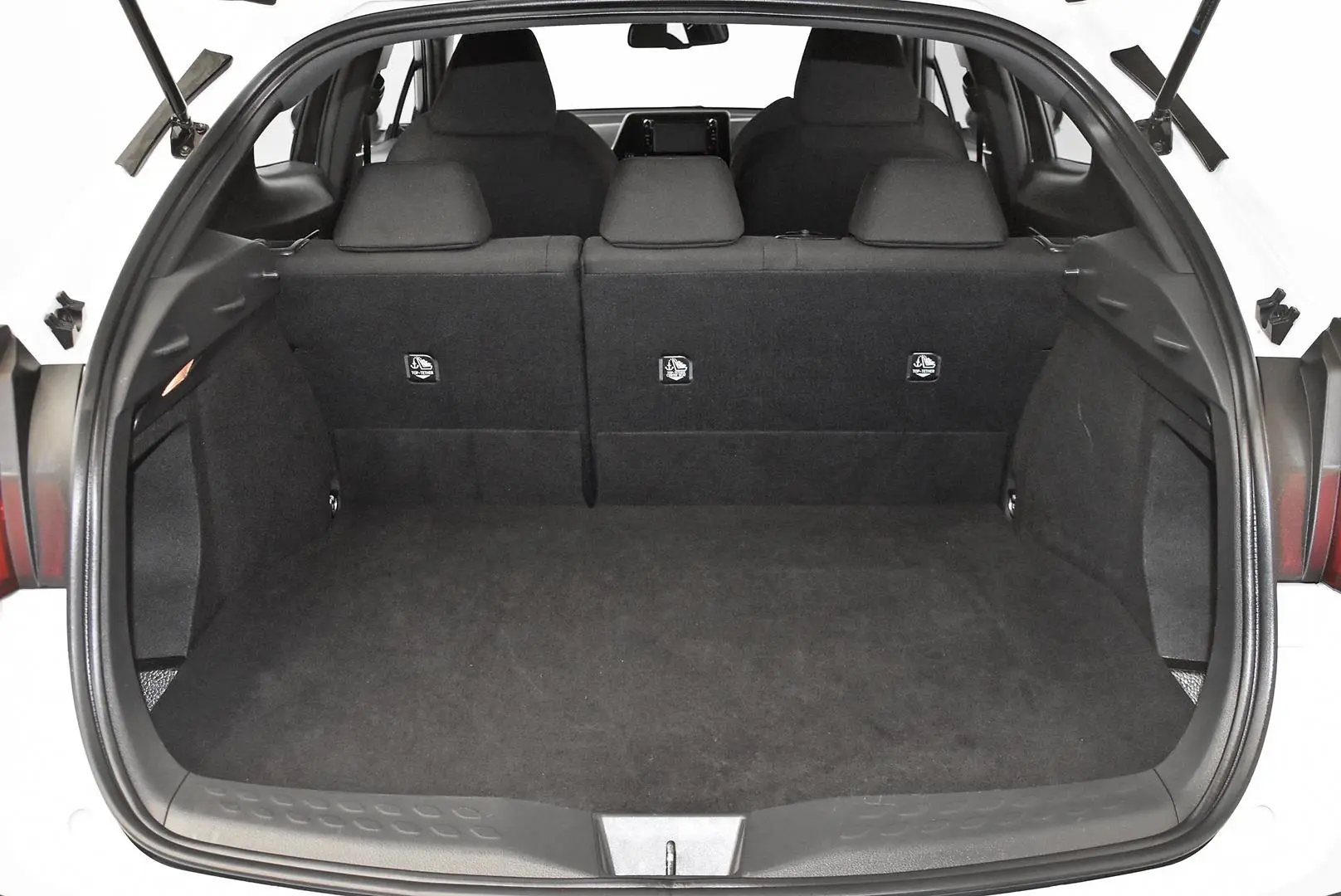 2019 Toyota C-HR Gallery Image 20