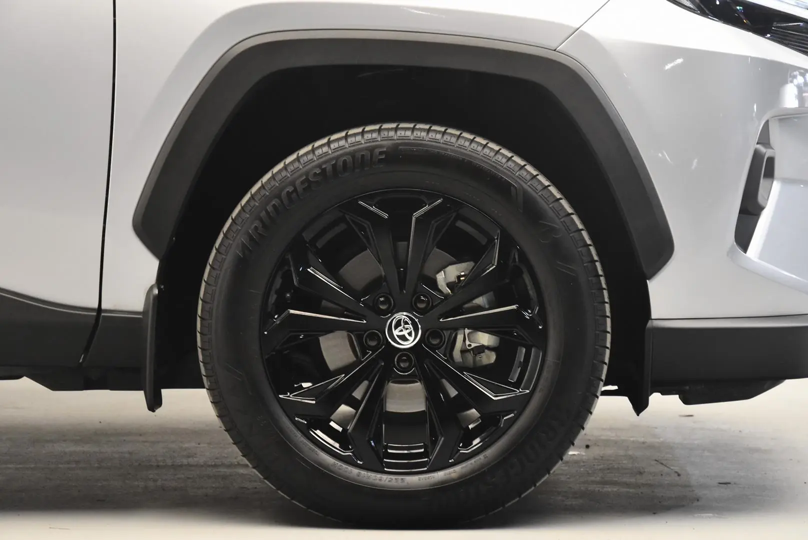 2024 Toyota RAV4 Gallery Image 23