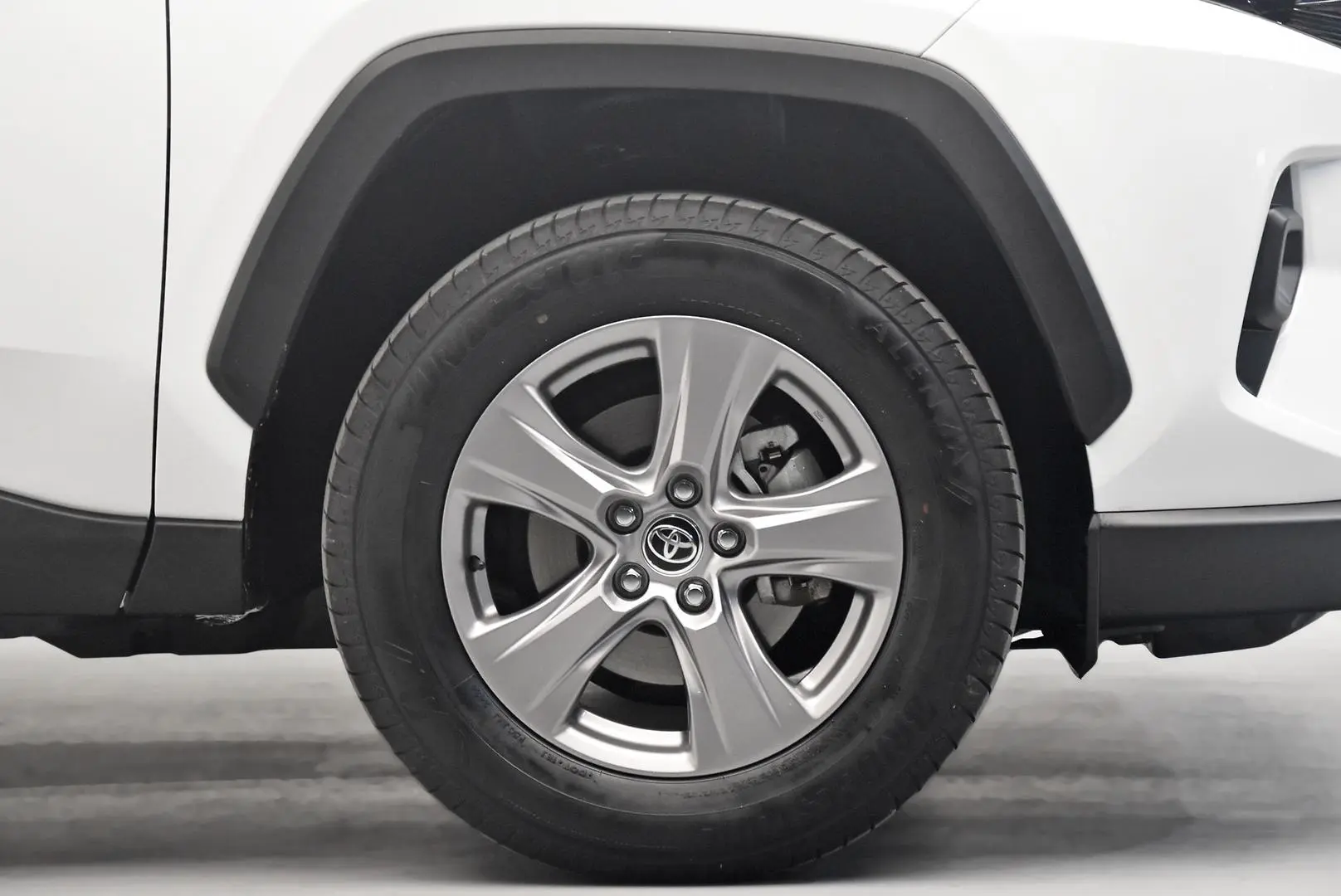 2024 Toyota RAV4 Gallery Image 23