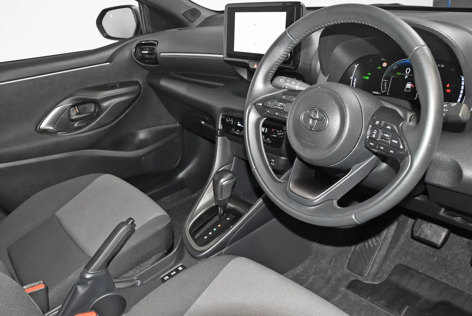 2024 Toyota Yaris Gallery Image 9