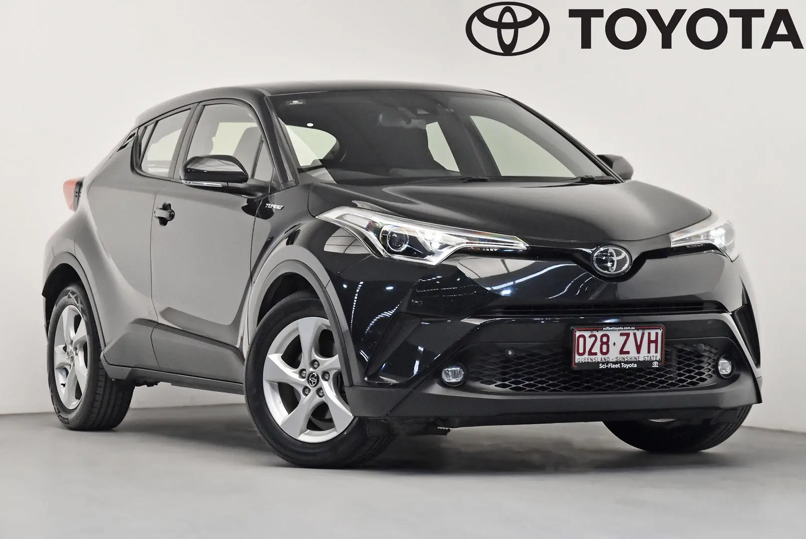 2018 Toyota C-HR Gallery Image 1