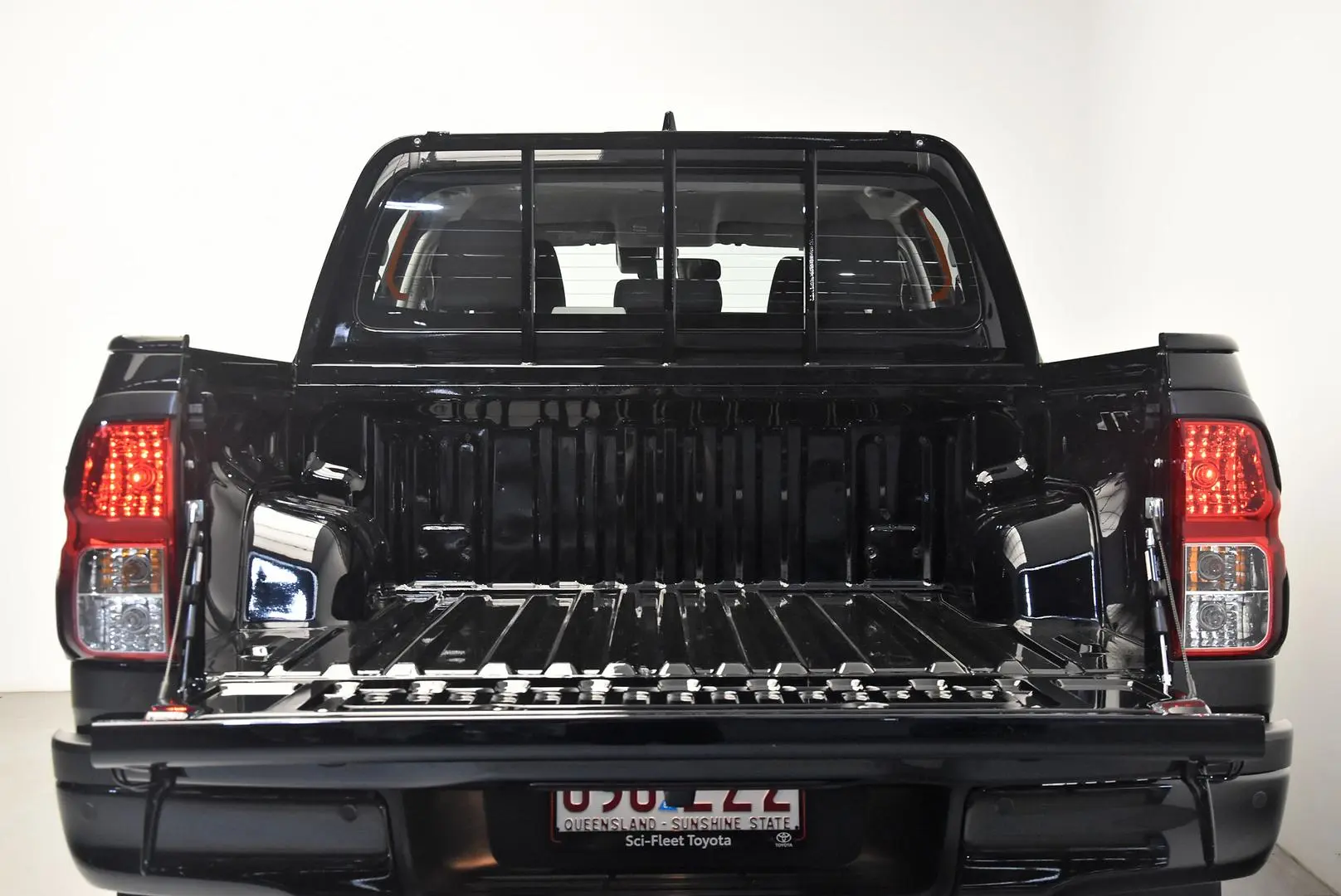 2025 Toyota Hilux Gallery Image 20