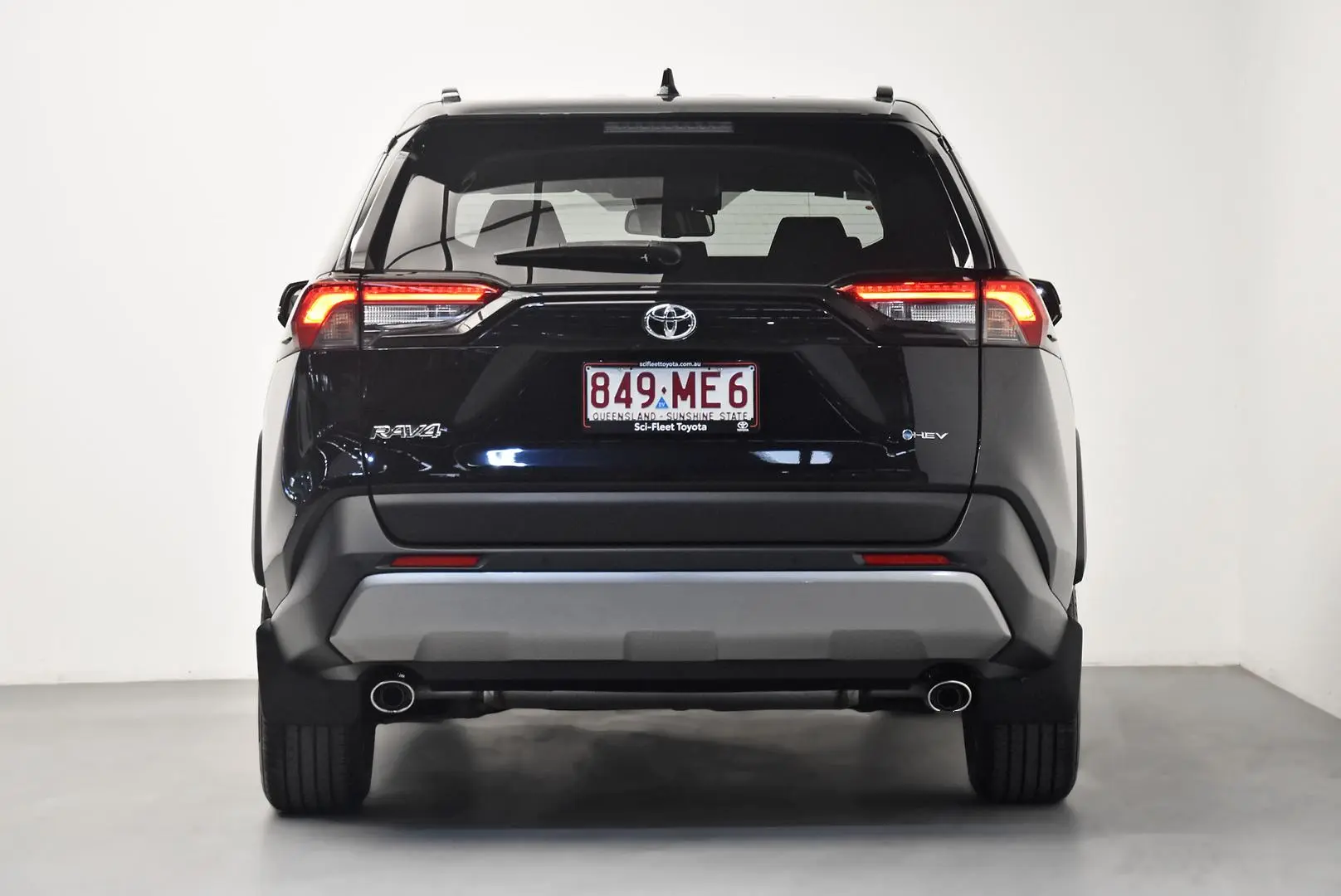 2025 Toyota RAV4 Gallery Image 6
