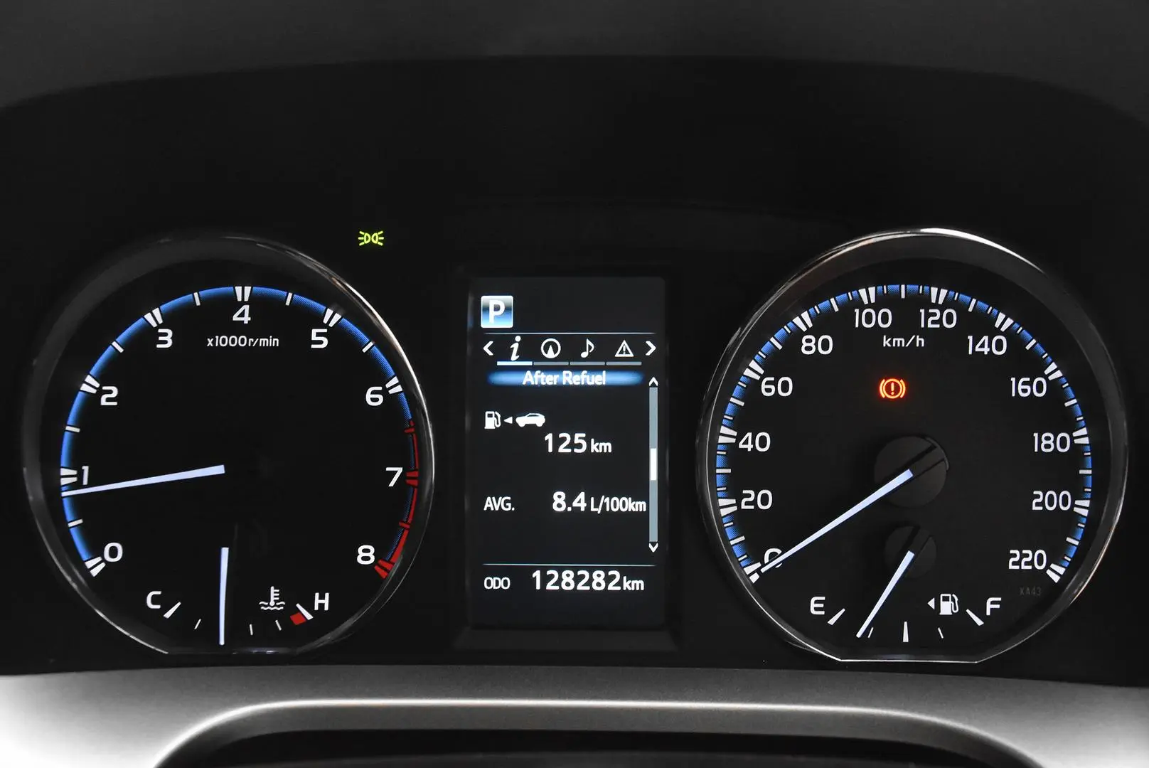 2017 Toyota RAV4 Gallery Image 10