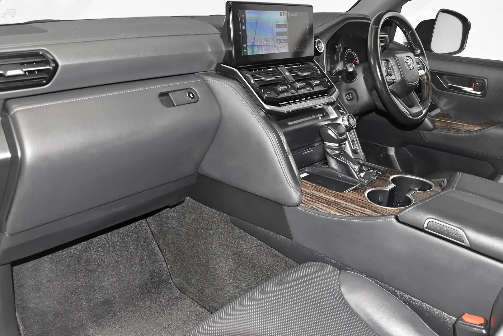 2022 Toyota Landcruiser Gallery Image 15