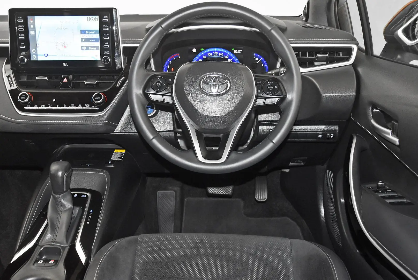 2018 Toyota Corolla Gallery Image 15