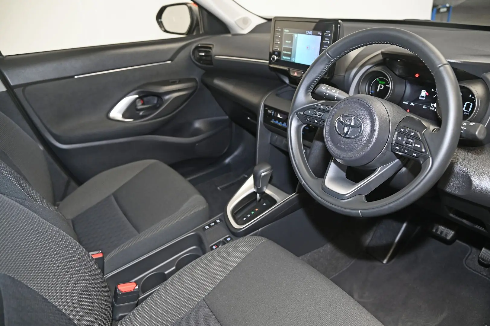 2024 Toyota Yaris Cross Image 9