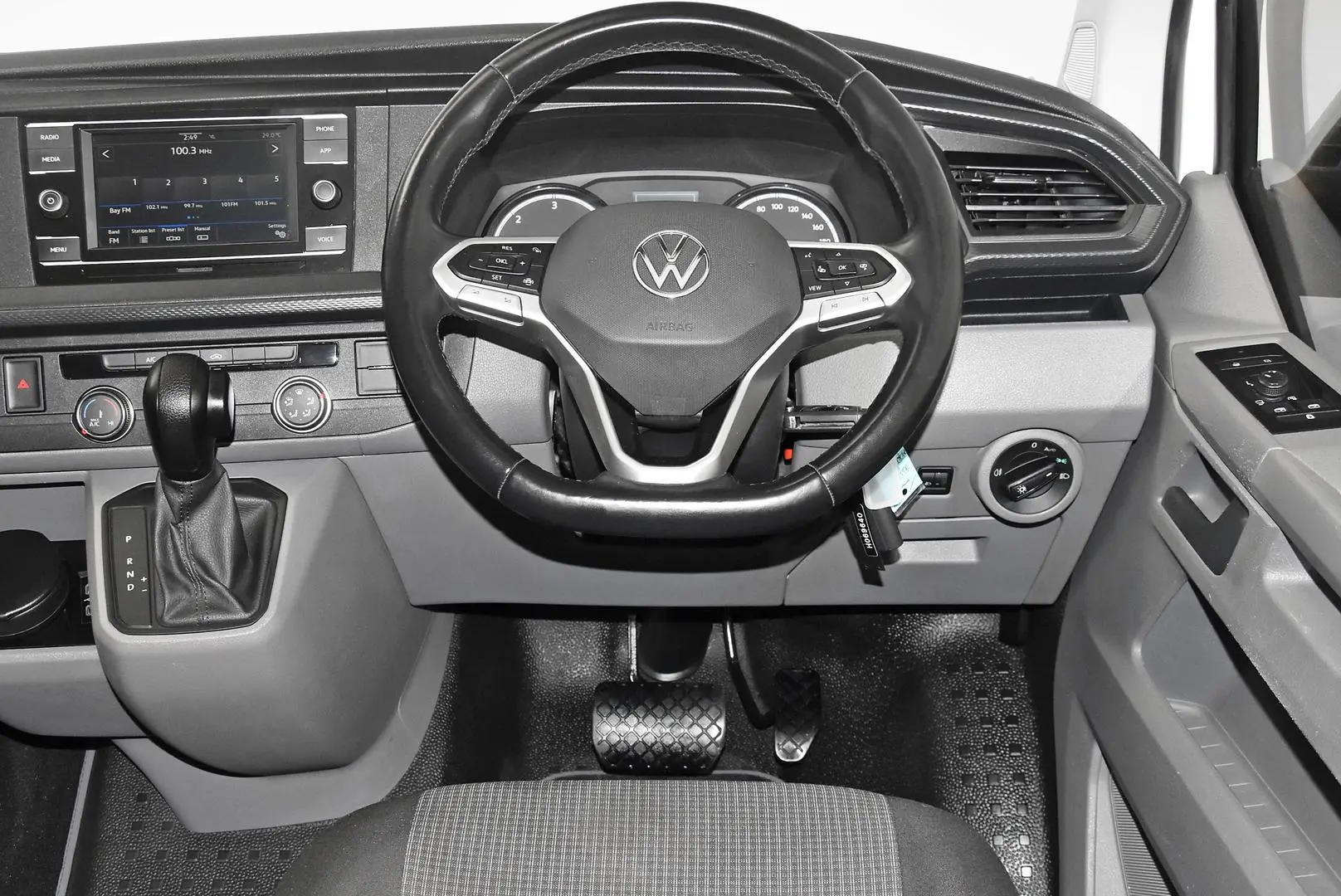 2021 Volkswagen Transporter Gallery Image 14