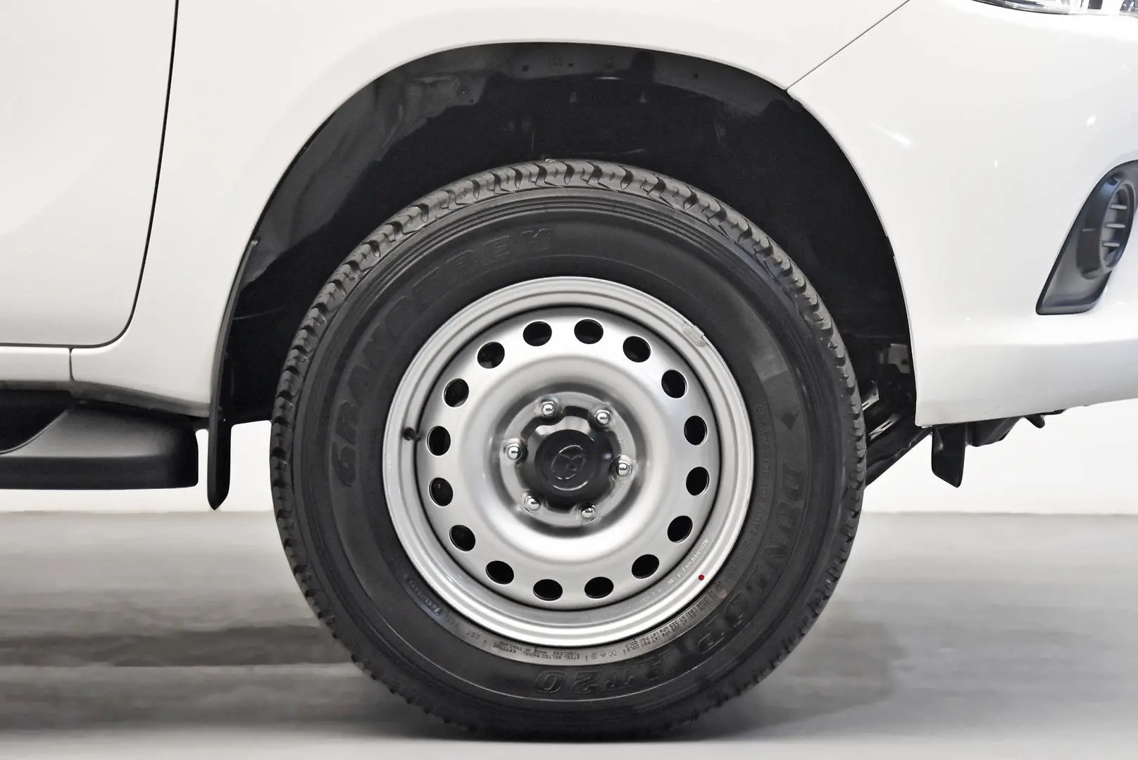 2024 Toyota Hilux Gallery Image 20