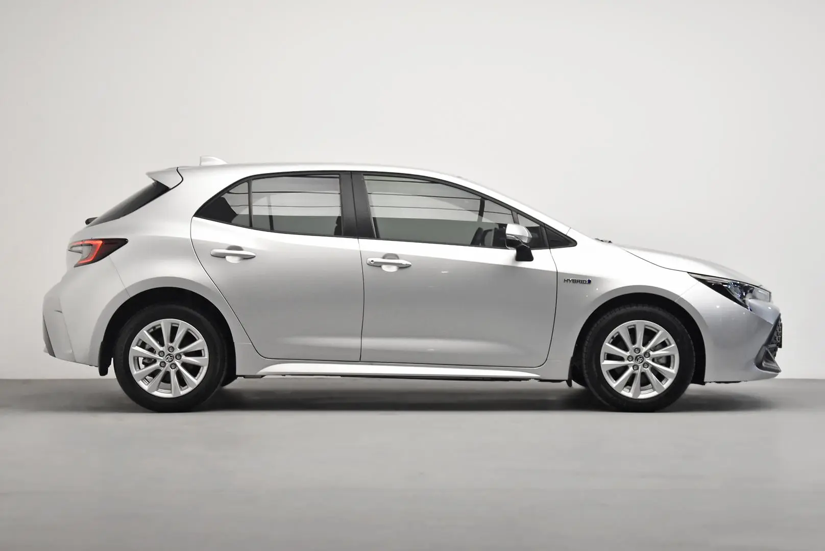 2024 Toyota Corolla Gallery Image 3