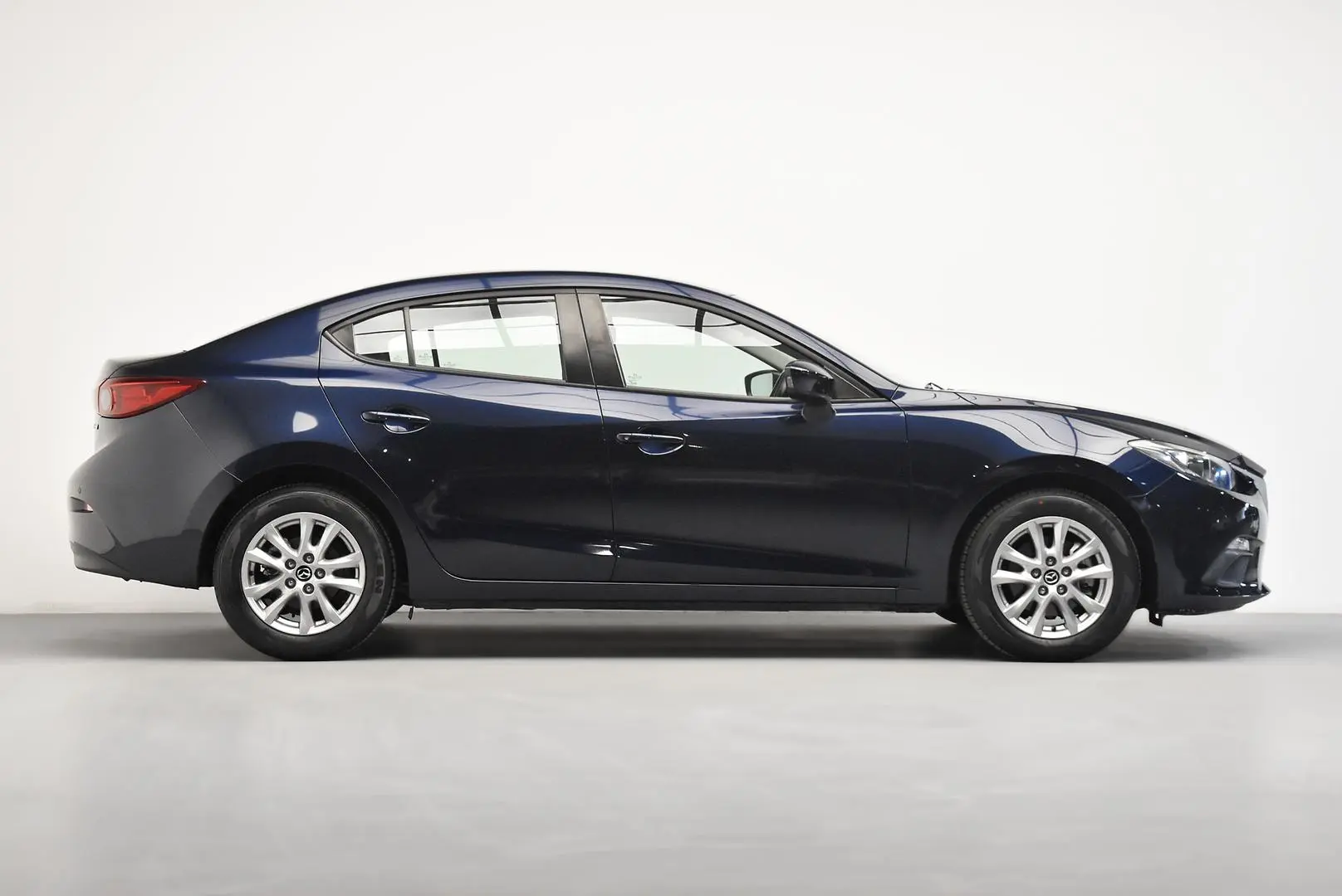 2016 Mazda 3 Gallery Image 3