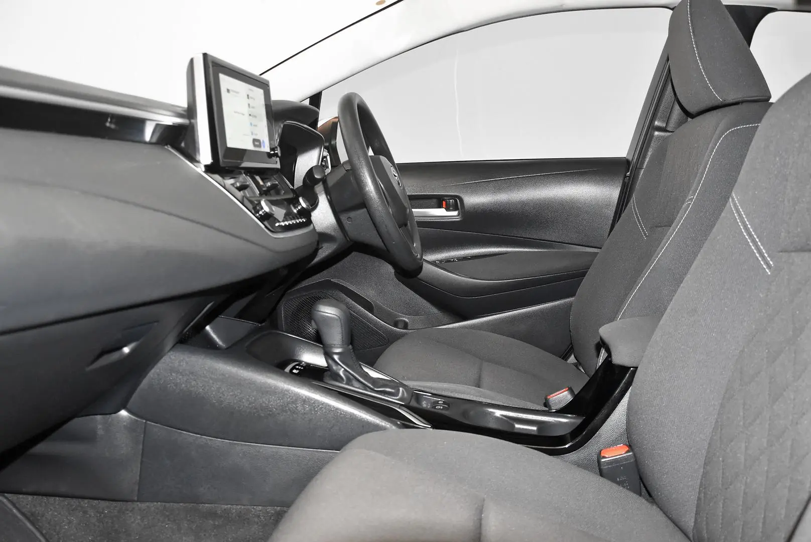 2024 Toyota Corolla Gallery Image 18