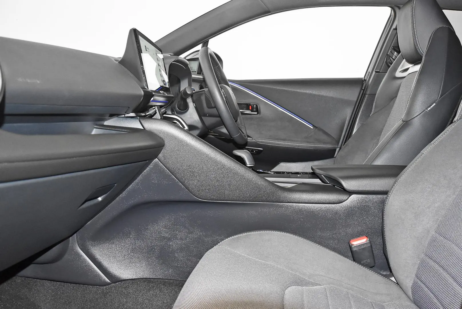 2024 Toyota C-HR Gallery Image 20