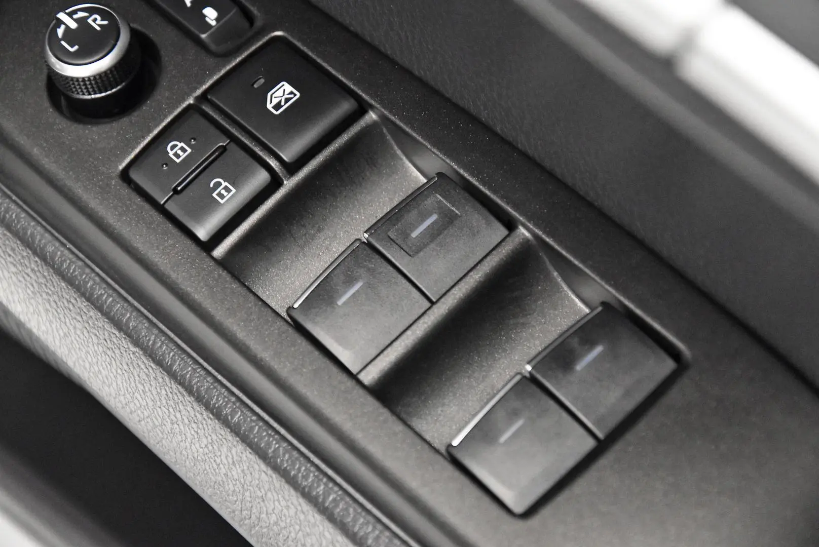 2024 Toyota Camry Gallery Image 9