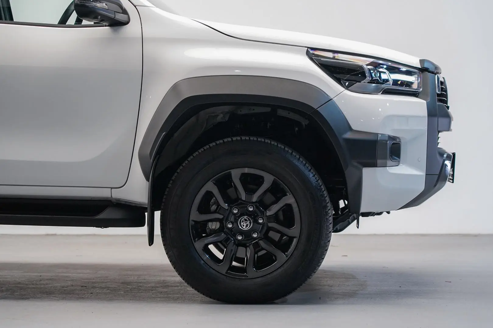 2024 Toyota Hilux Gallery Image 5