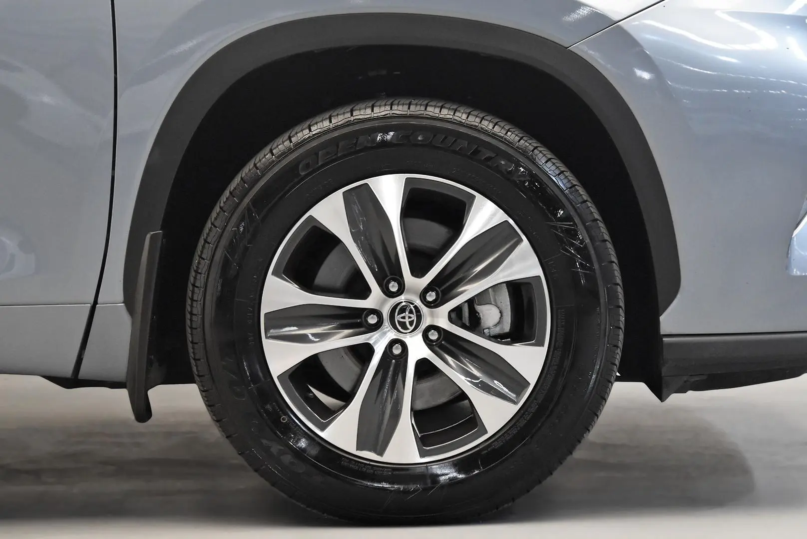 2022 Toyota Kluger Gallery Image 25