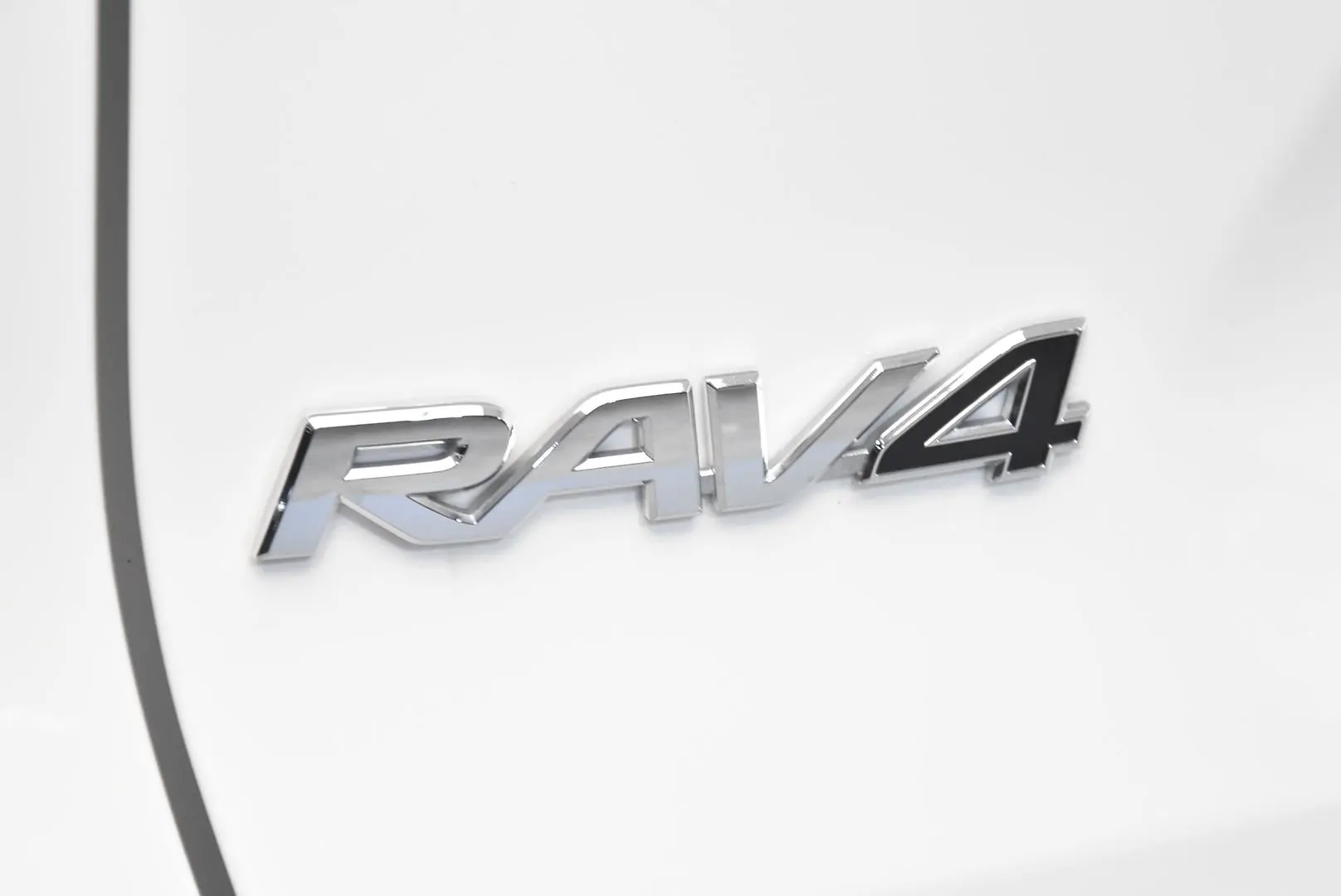 2024 Toyota RAV4 Gallery Image 7