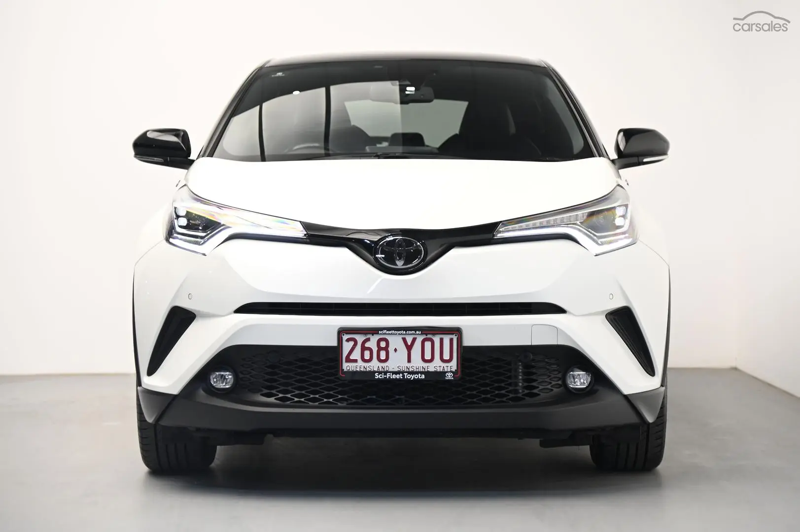 2018 Toyota C-HR Image 2