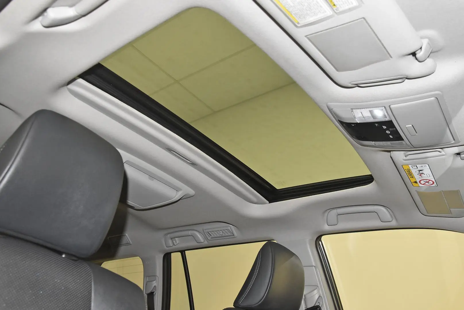 2017 Toyota Landcruiser Prado Gallery Image 21