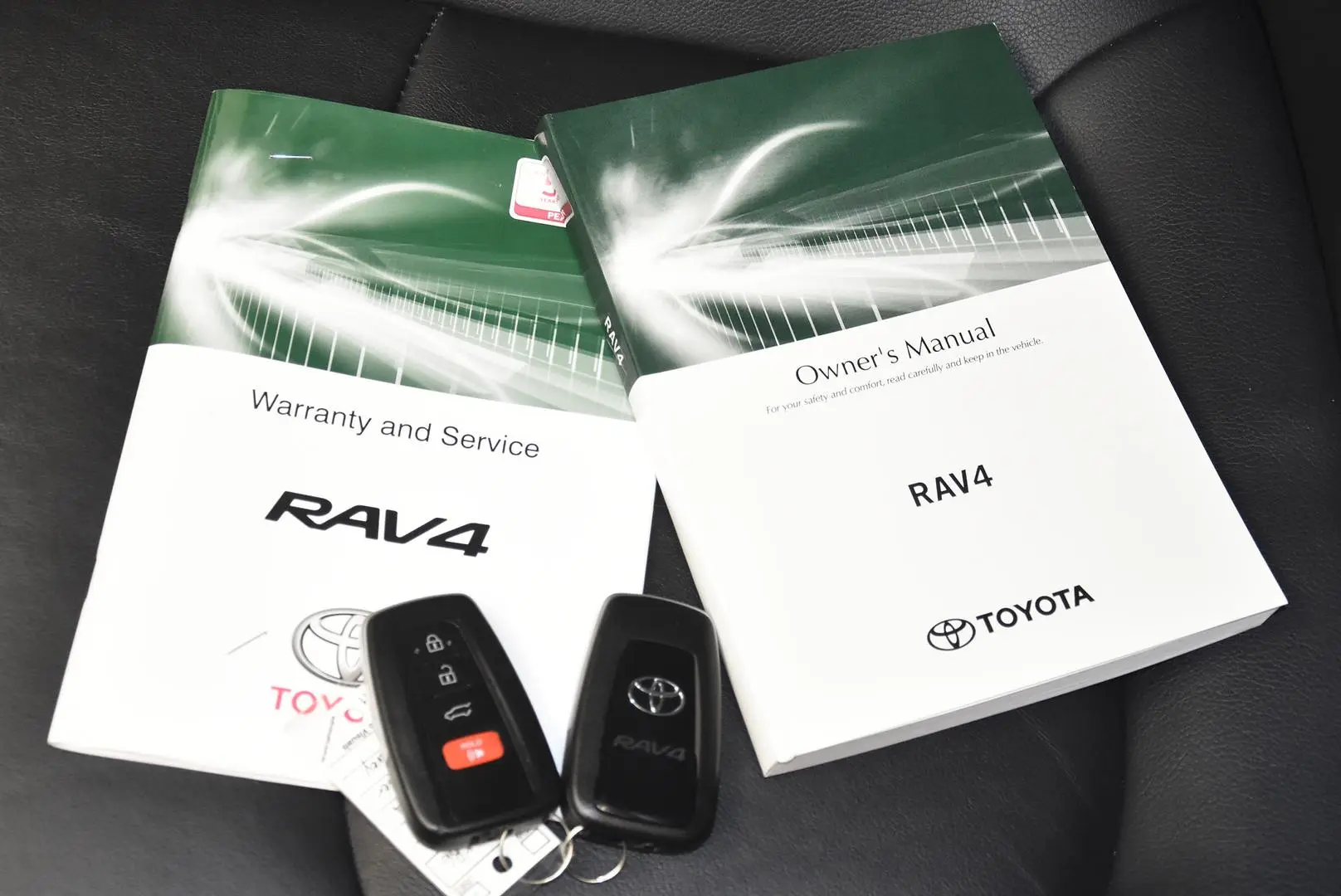 2019 Toyota RAV4 Gallery Image 21