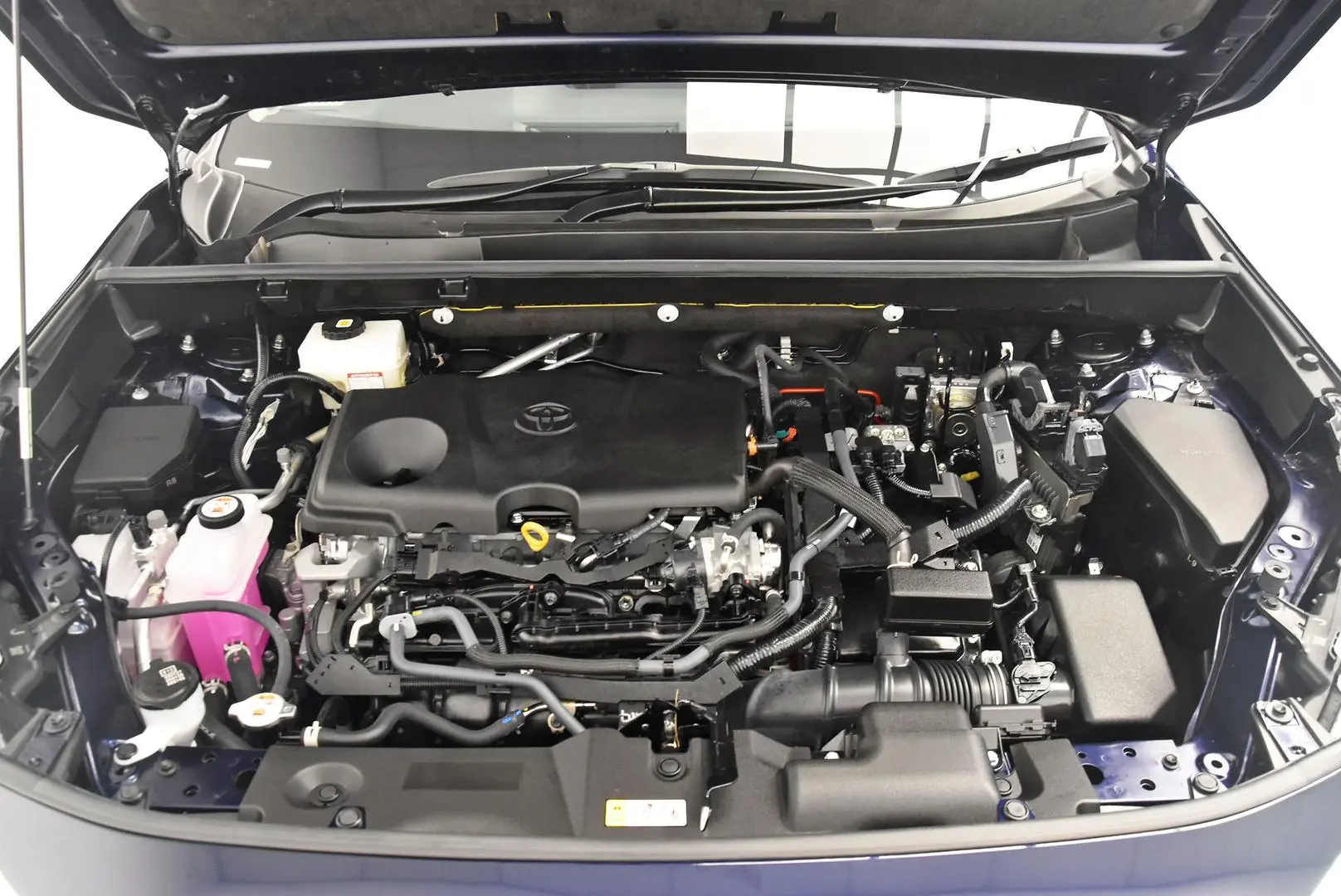 2023 Toyota RAV4 Gallery Image 24