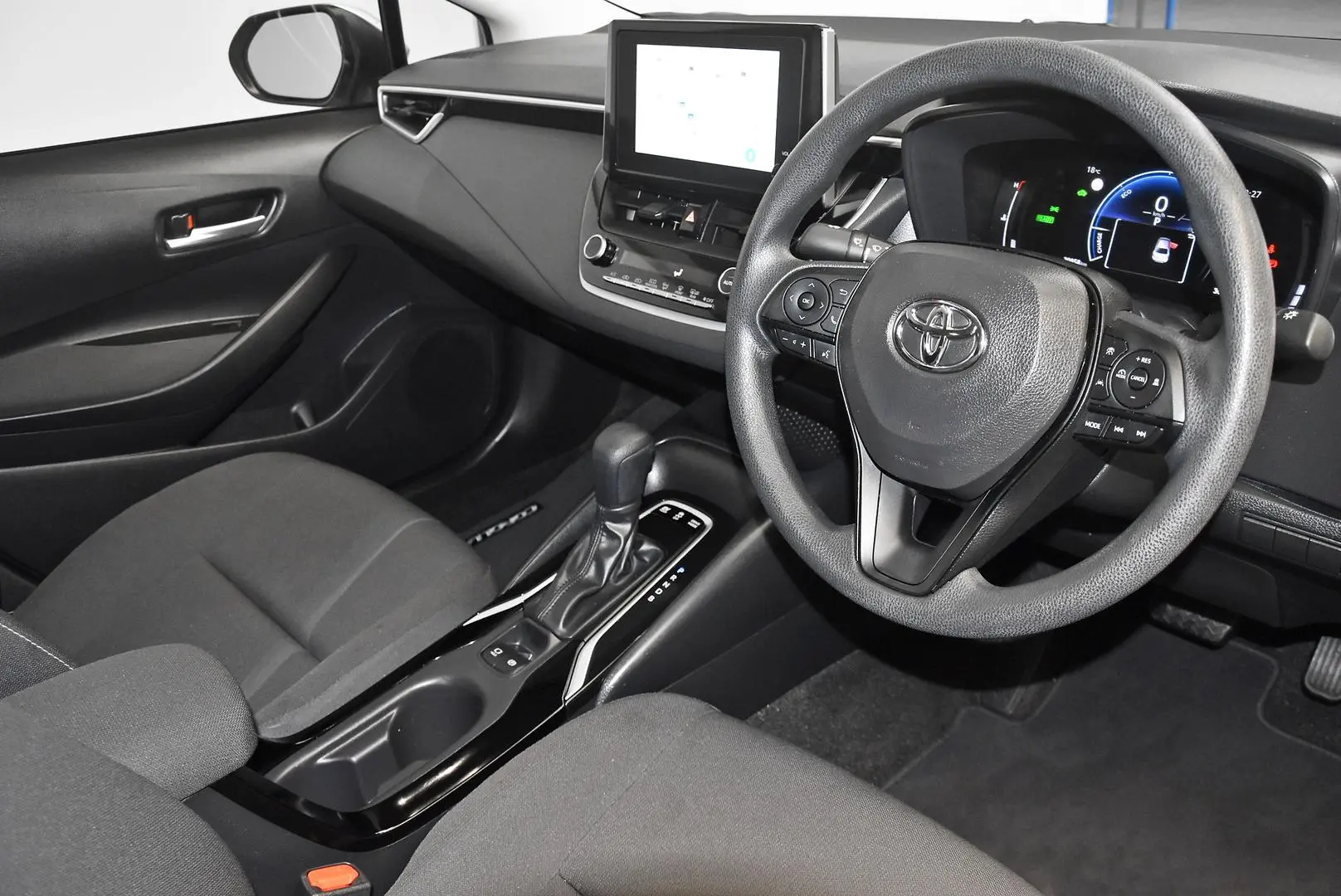 2024 Toyota Corolla Gallery Image 9