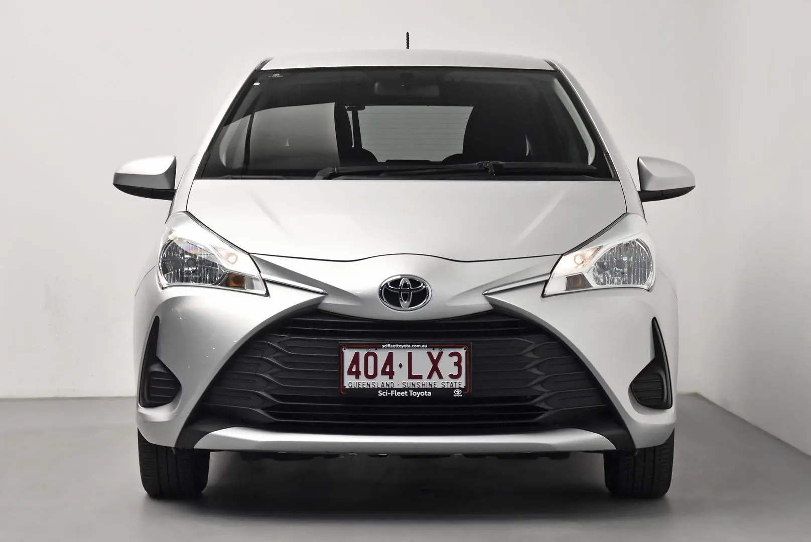 2018 Toyota Yaris Gallery Image 2