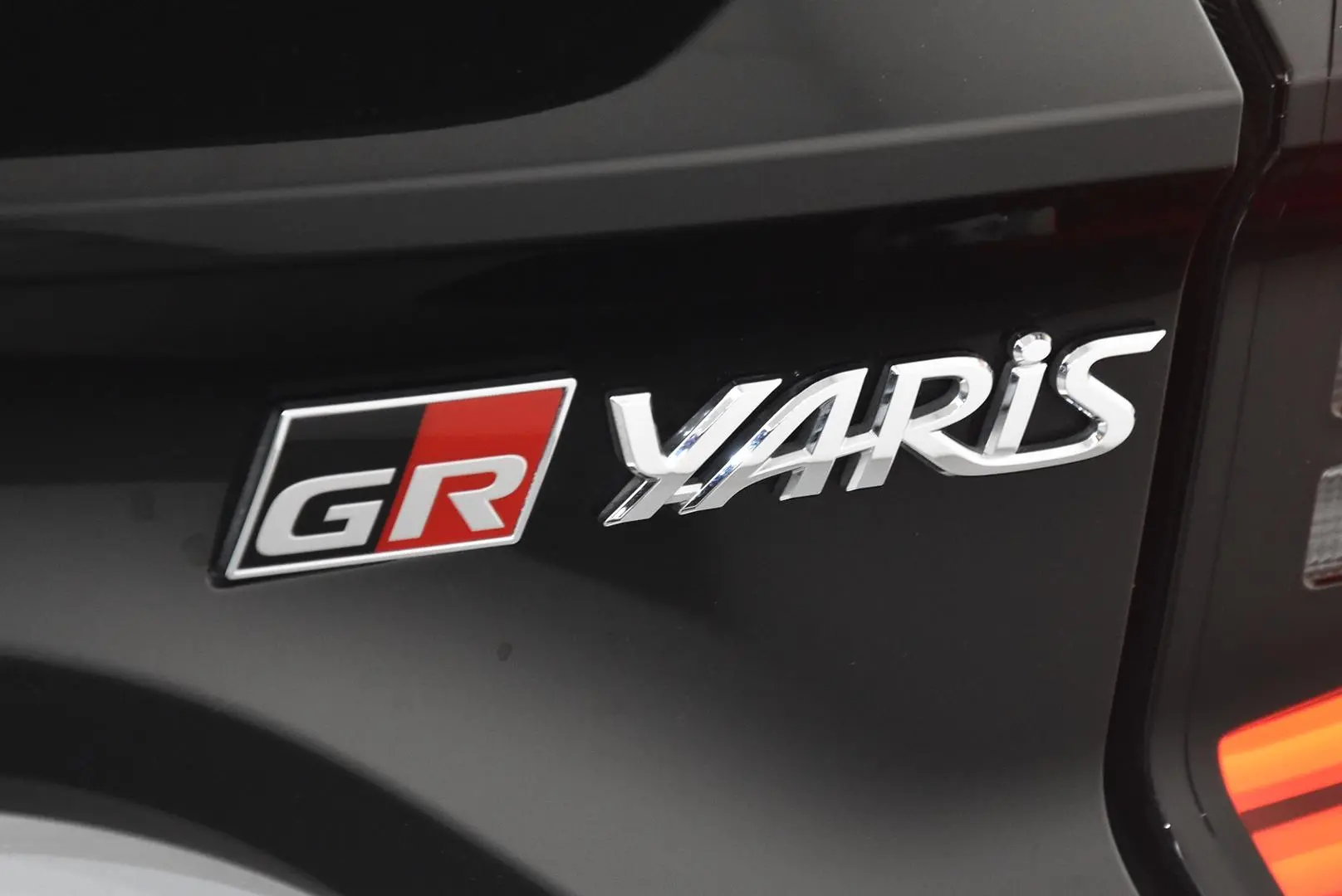 2021 Toyota Yaris Gallery Image 7