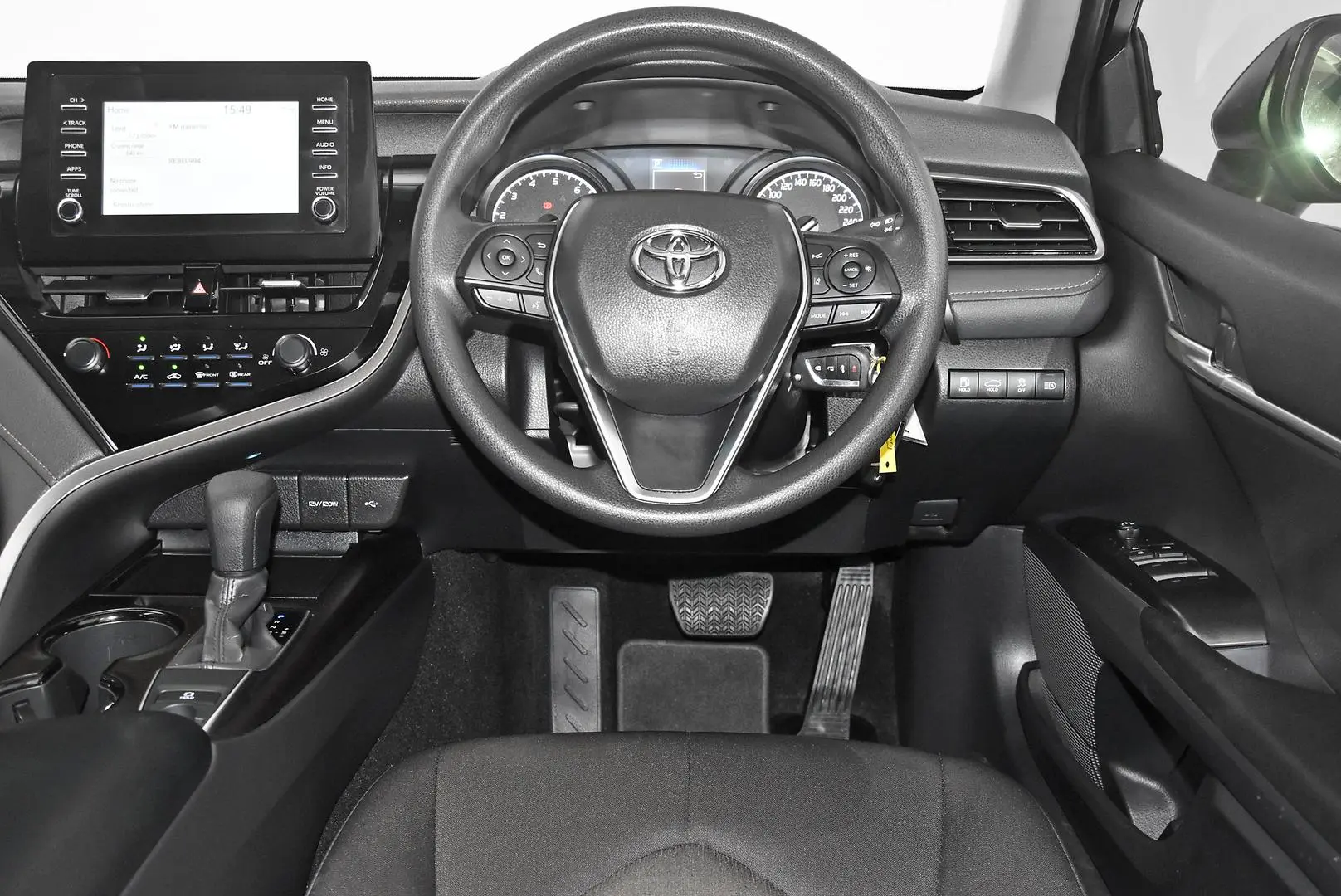 2024 Toyota Camry Gallery Image 13
