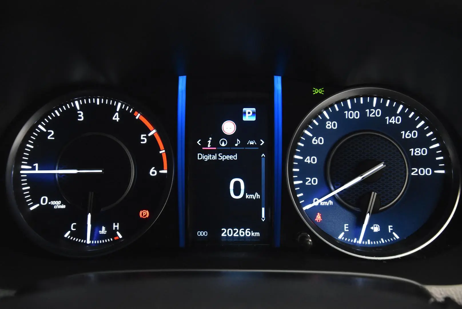 2022 Toyota Fortuner Gallery Image 7