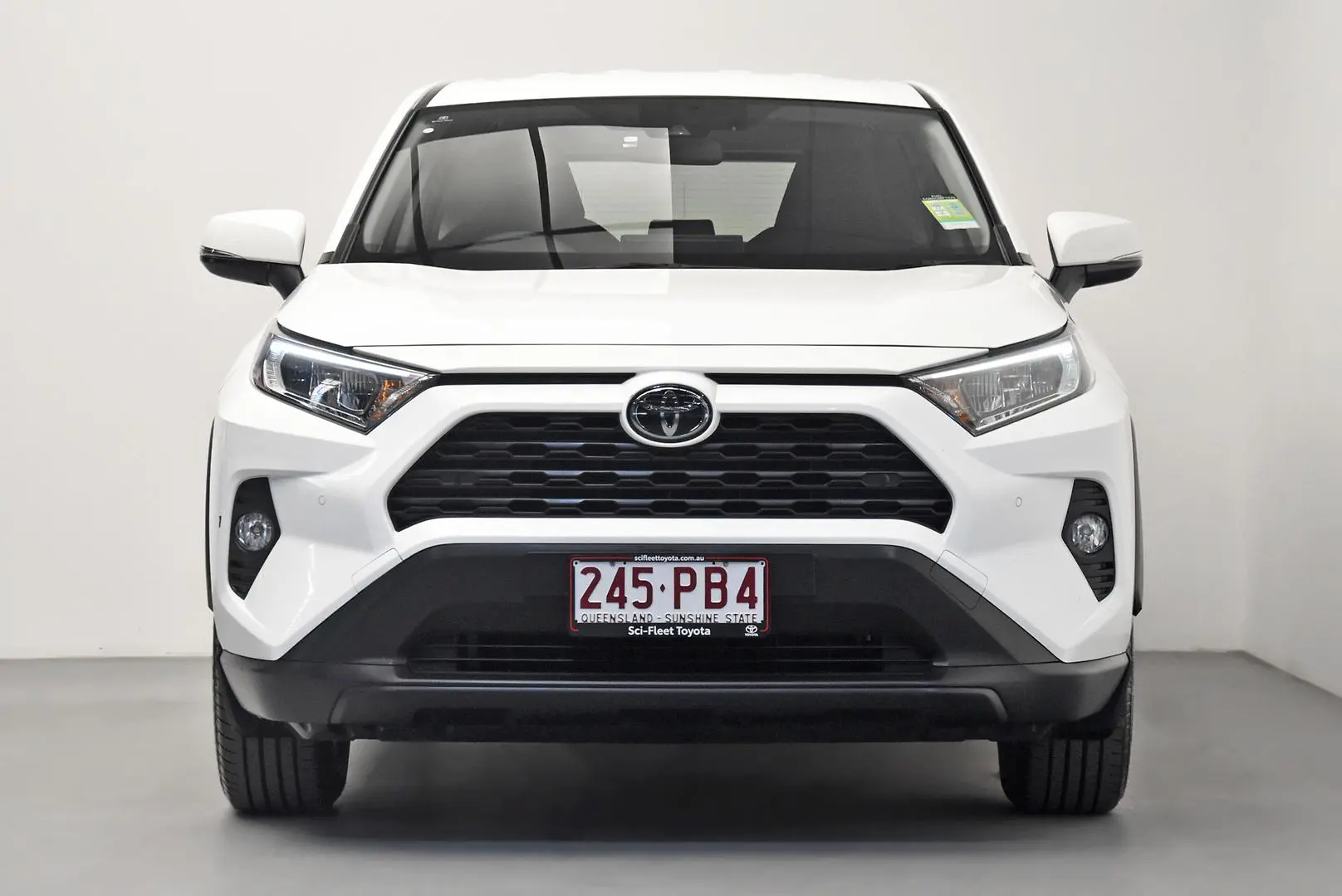 2019 Toyota RAV4 Gallery Image 2