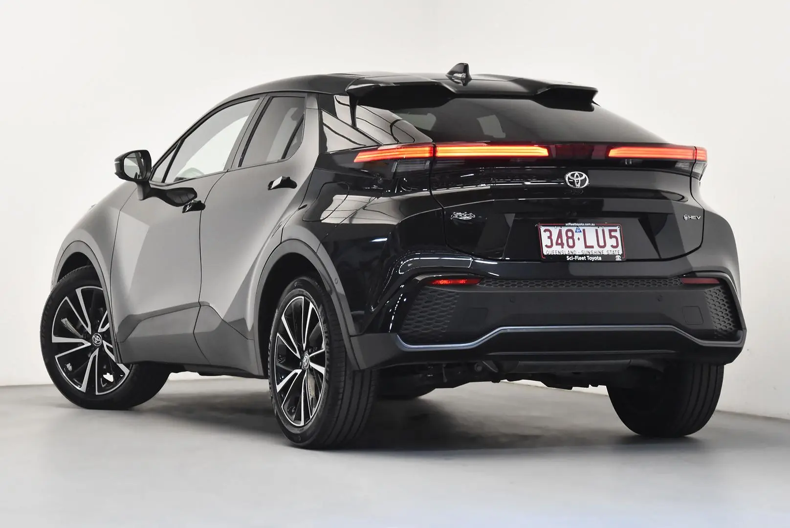 2024 Toyota C-HR Gallery Image 5