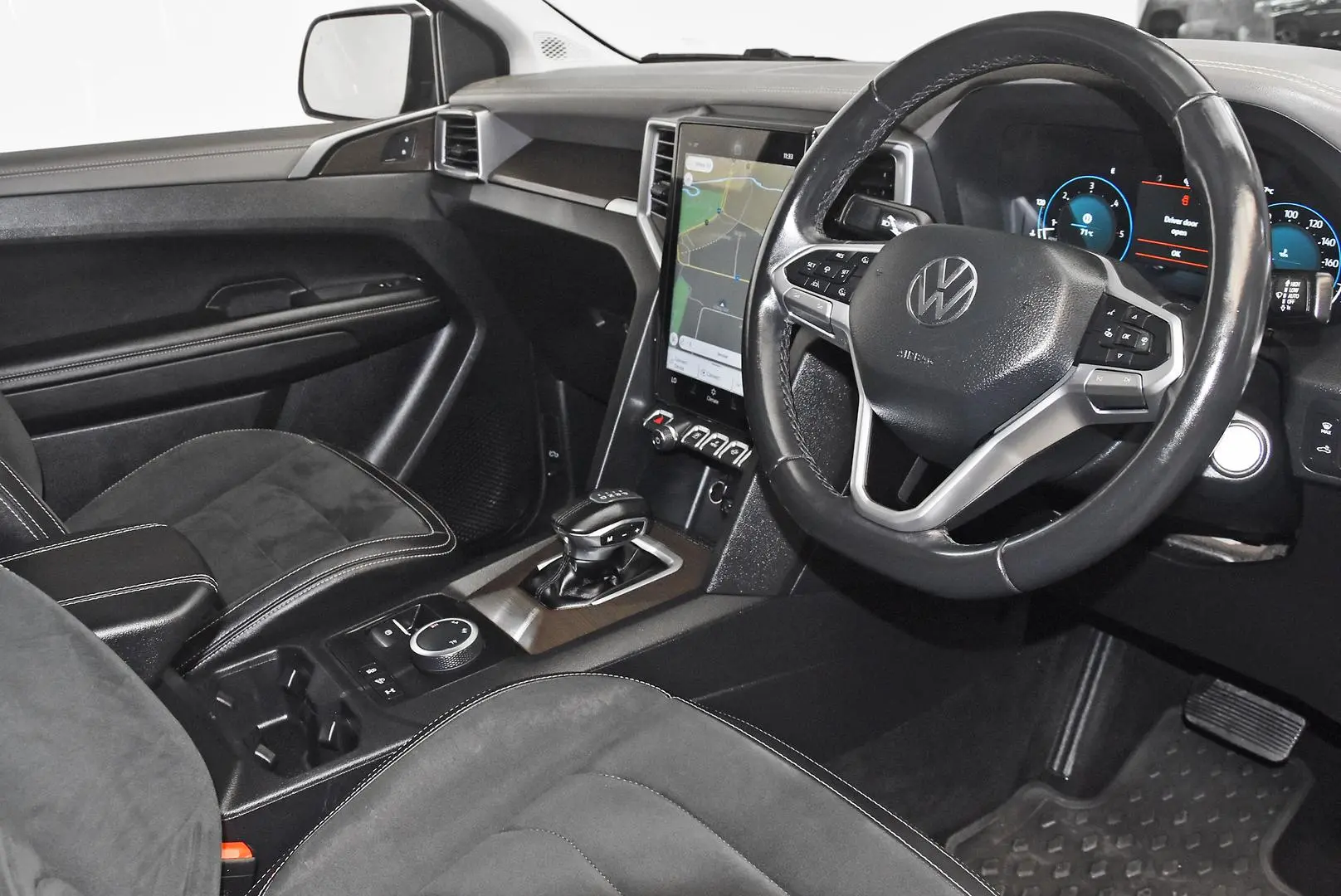 2023 Volkswagen Amarok Gallery Image 7