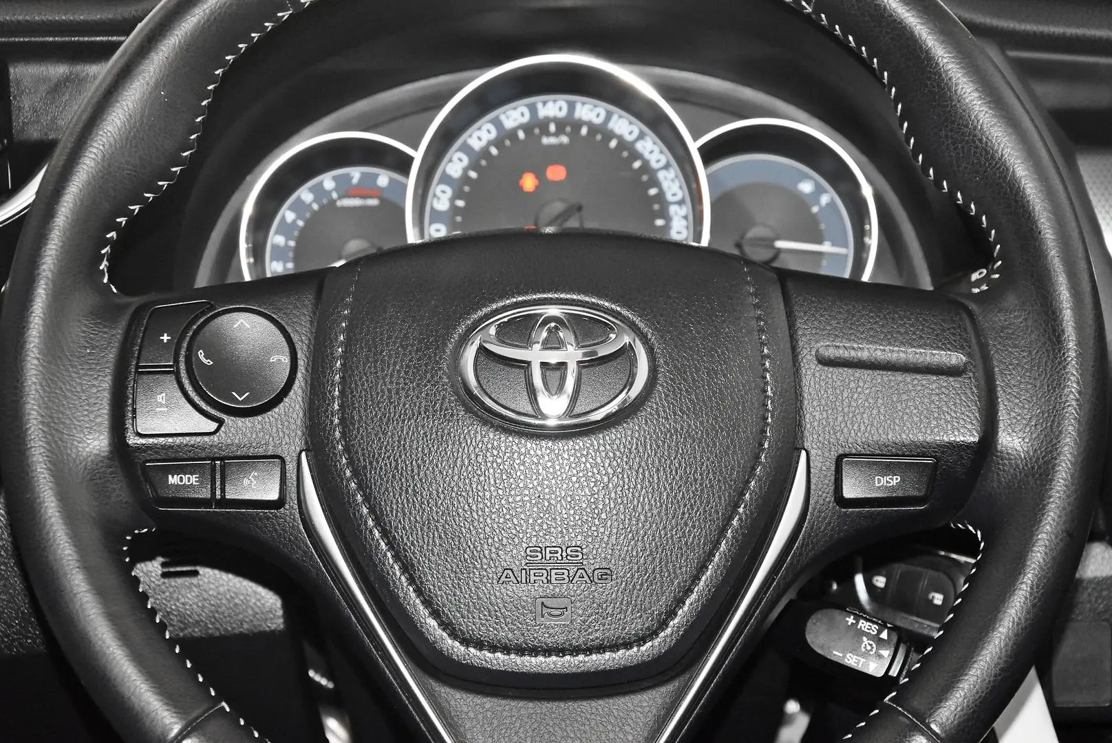 2018 Toyota Corolla Gallery Image 15