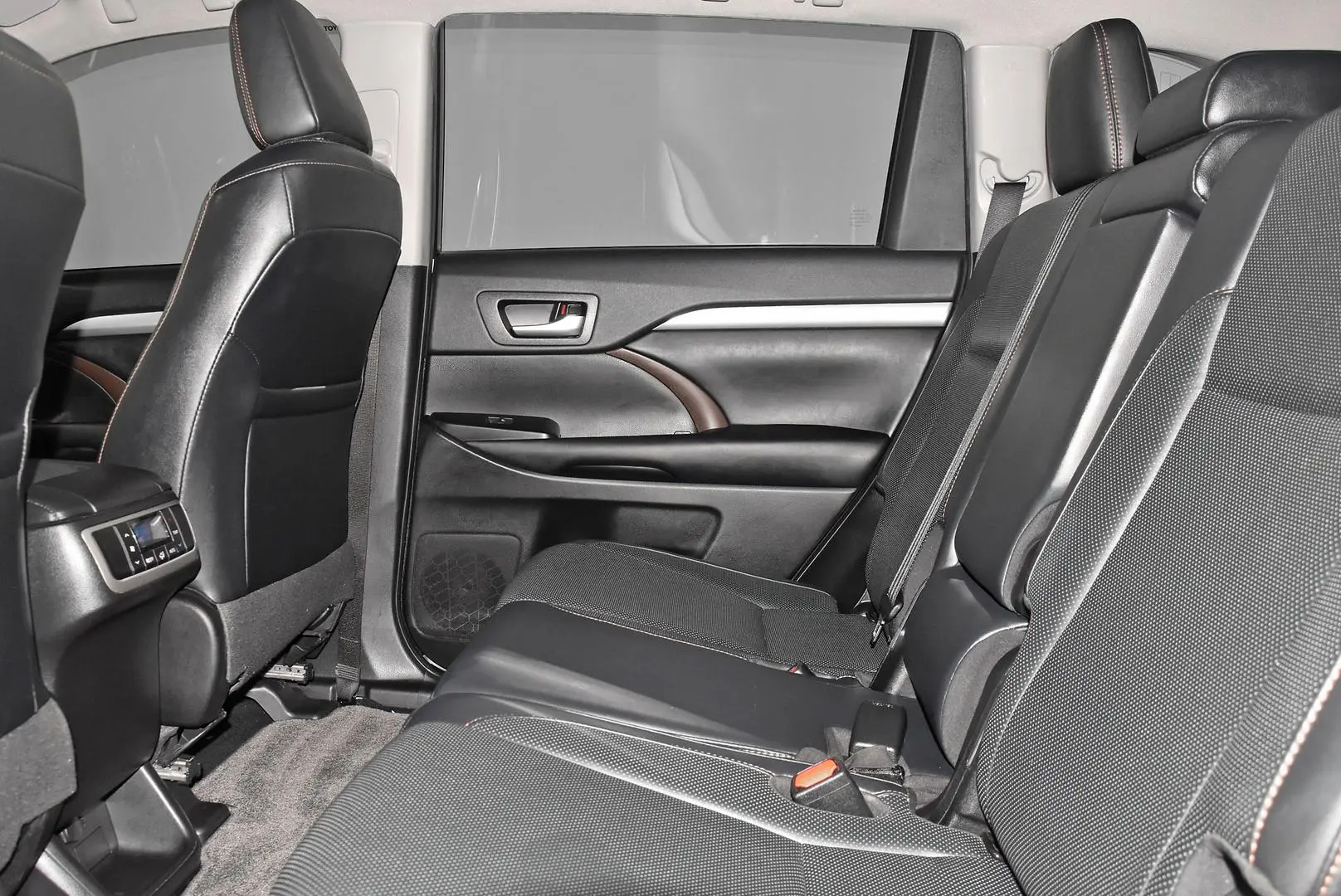 2019 Toyota Kluger Gallery Image 18