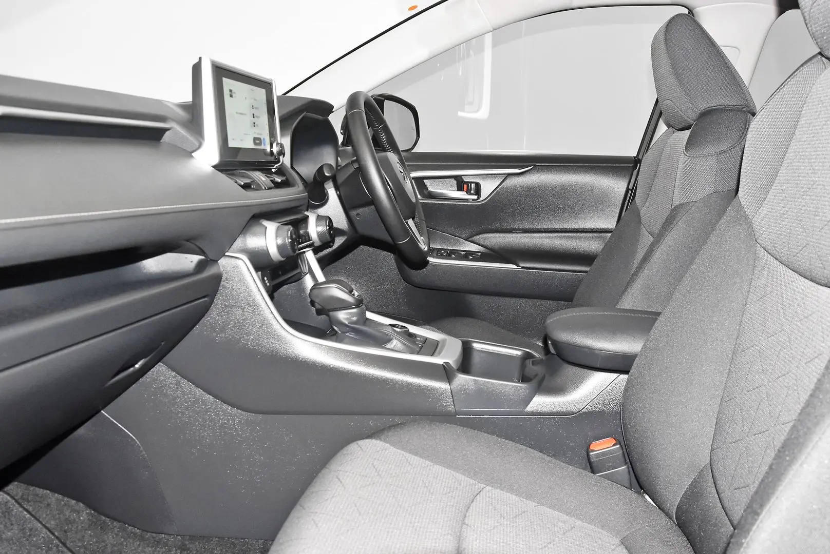 2025 Toyota RAV4 Gallery Image 18