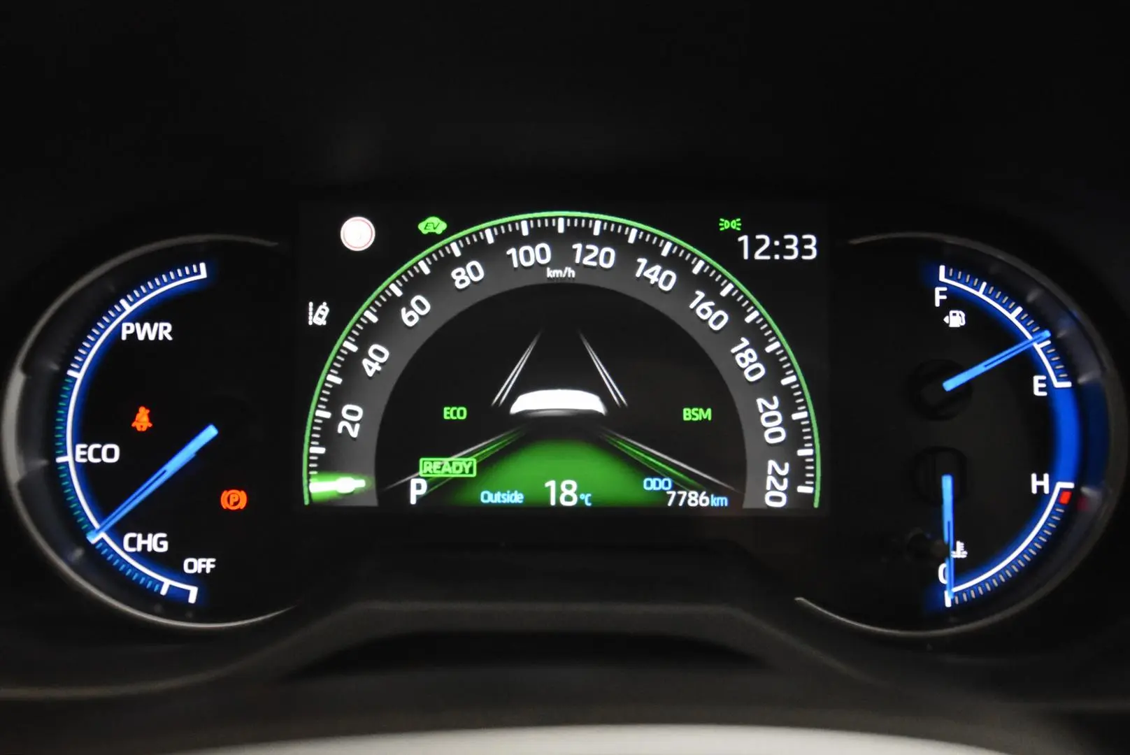 2024 Toyota RAV4 Gallery Image 11