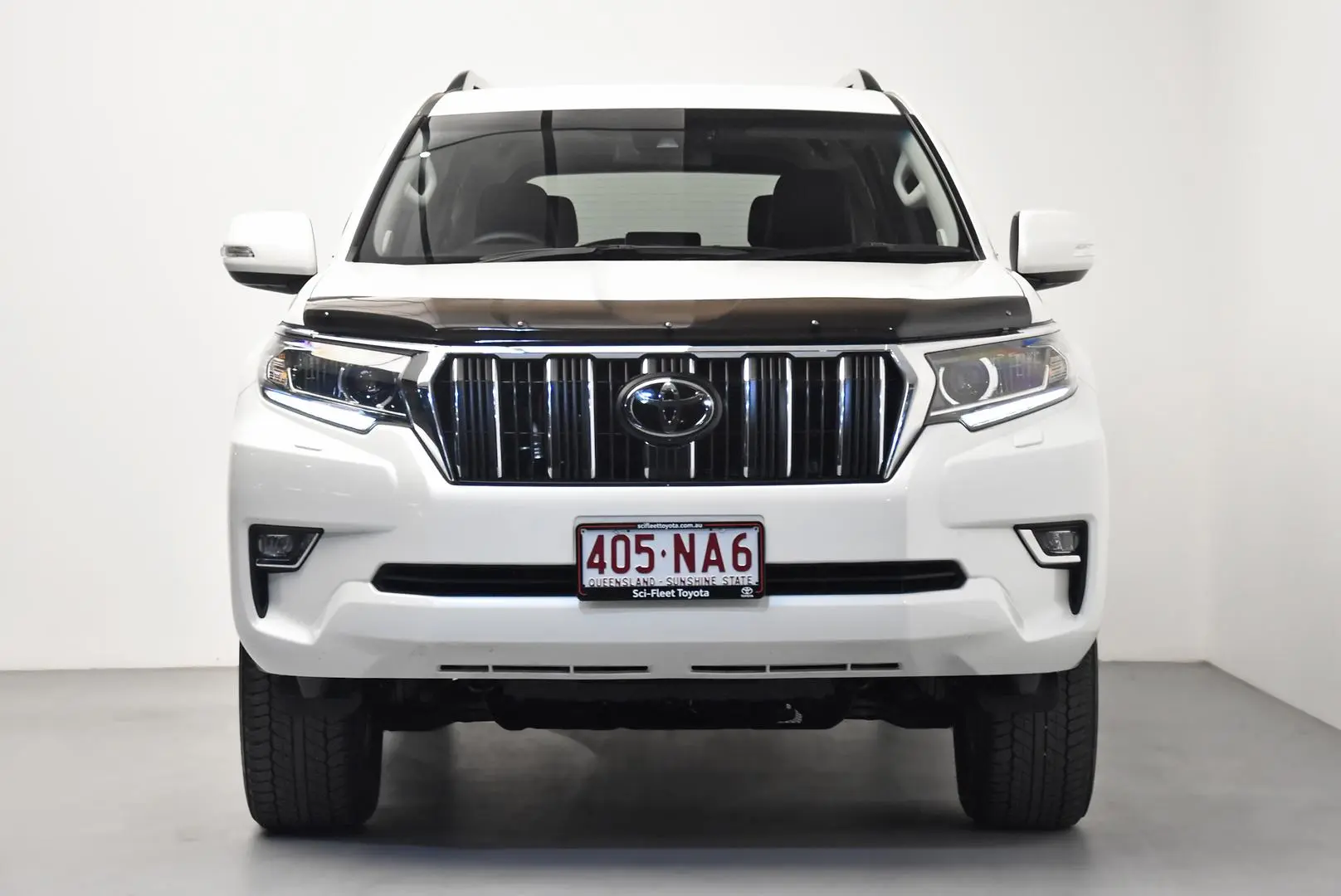 2022 Toyota Landcruiser Prado Gallery Image 2