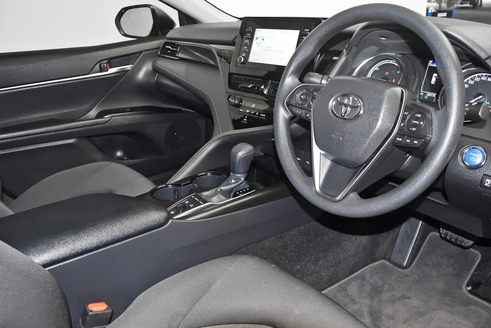 2023 Toyota Camry Gallery Image 8