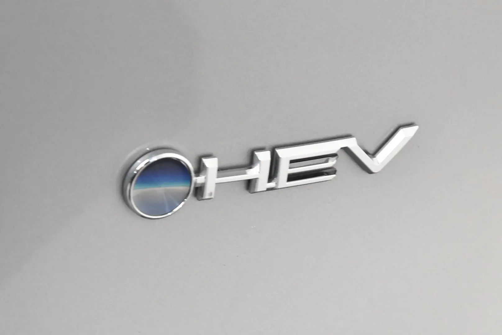 2024 Toyota RAV4 Gallery Image 8