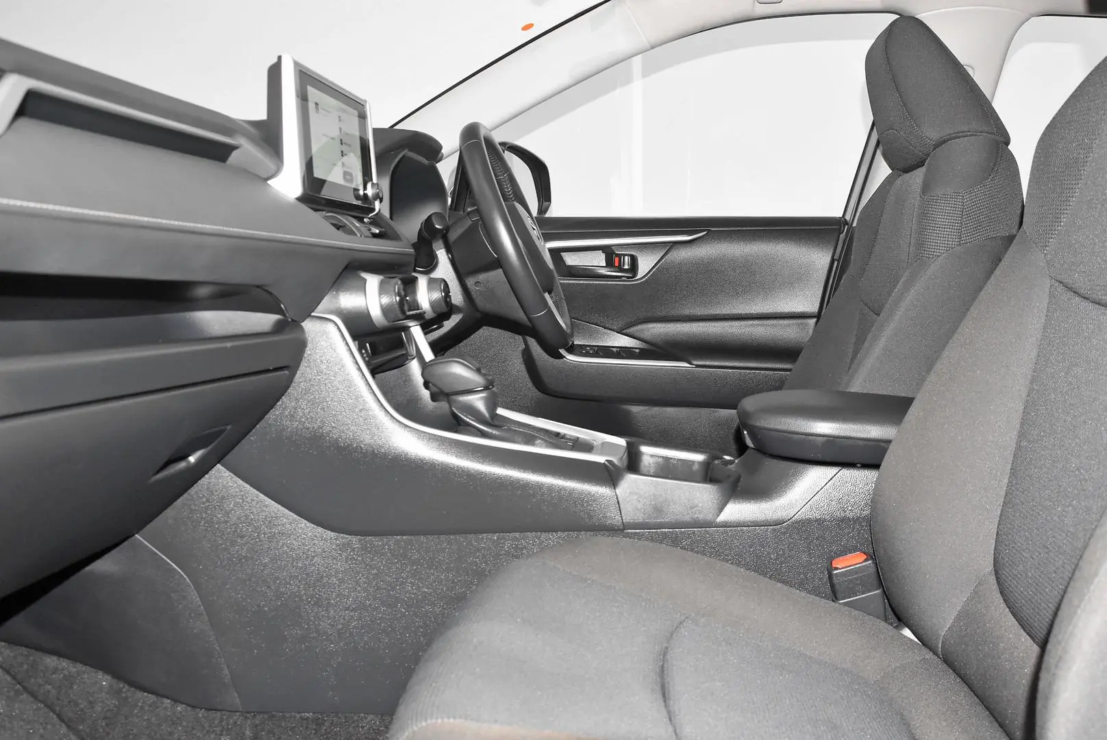 2024 Toyota RAV4 Gallery Image 18