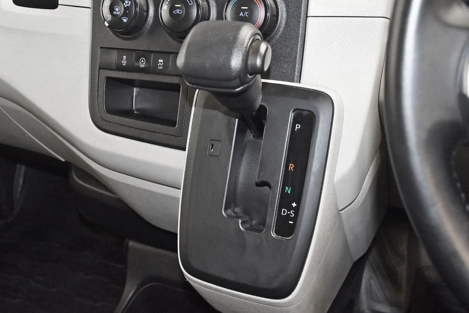 2021 Toyota Hiace Gallery Image 12