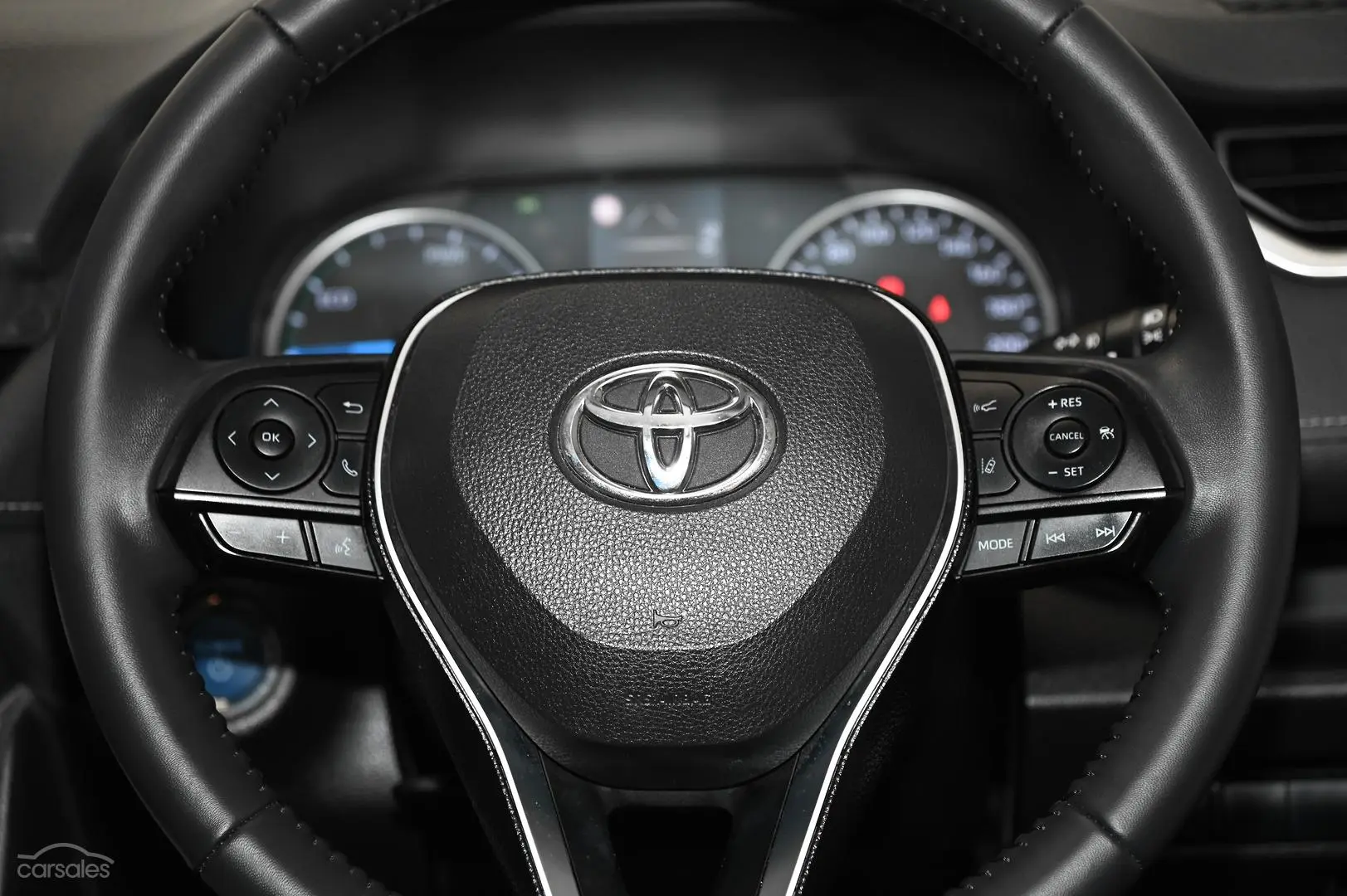 2020 Toyota RAV4 Image 16