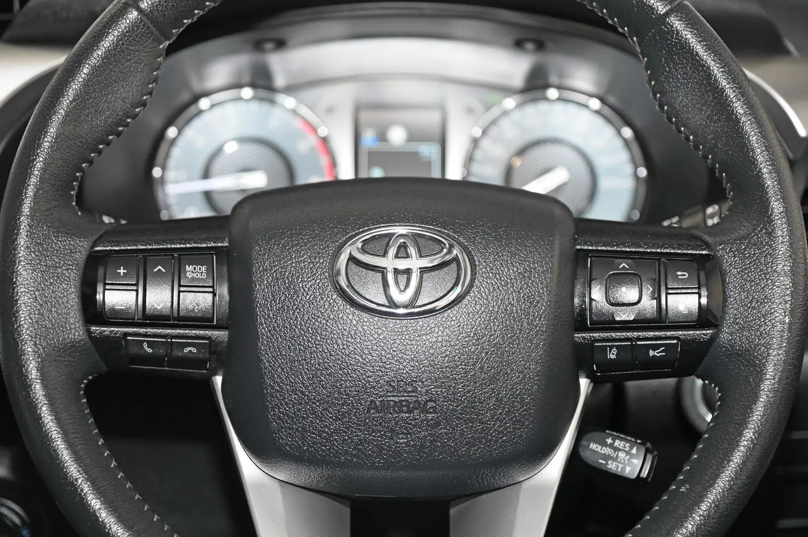 2021 Toyota Hilux Image 15