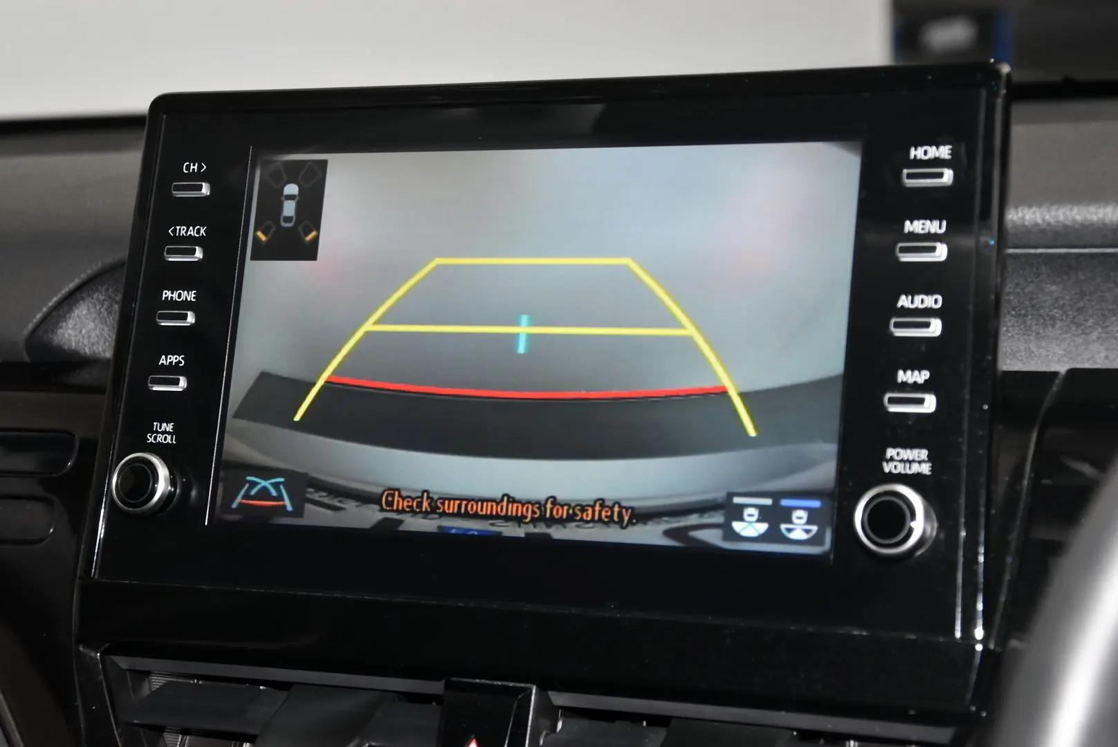 2022 Toyota Camry Gallery Image 12