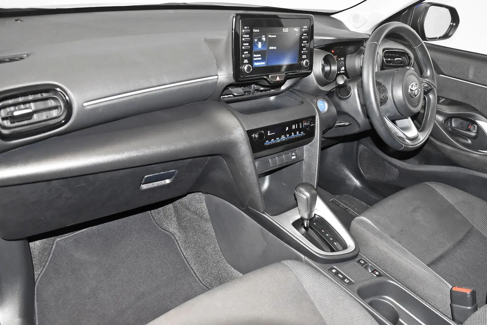 2023 Toyota Yaris Cross Gallery Image 17