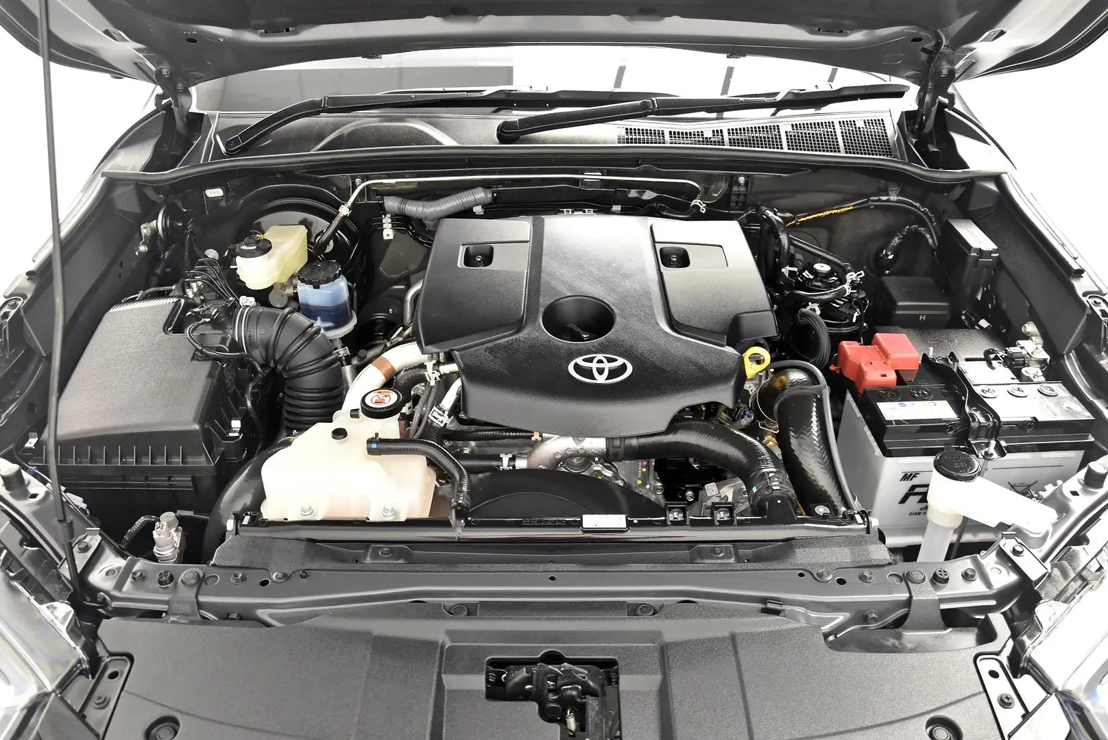 2024 Toyota Hilux Gallery Image 21