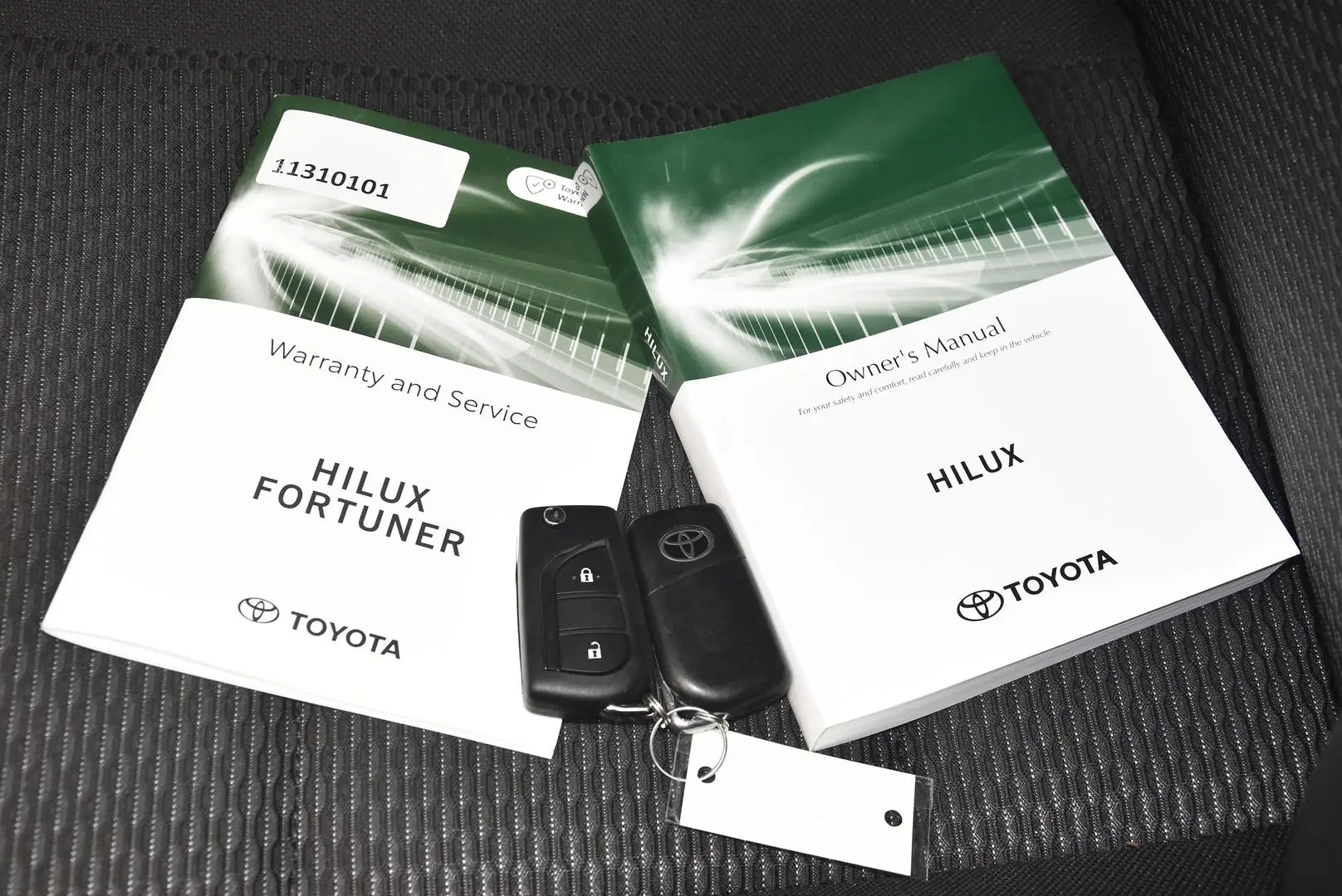 2023 Toyota Hilux Gallery Image 17